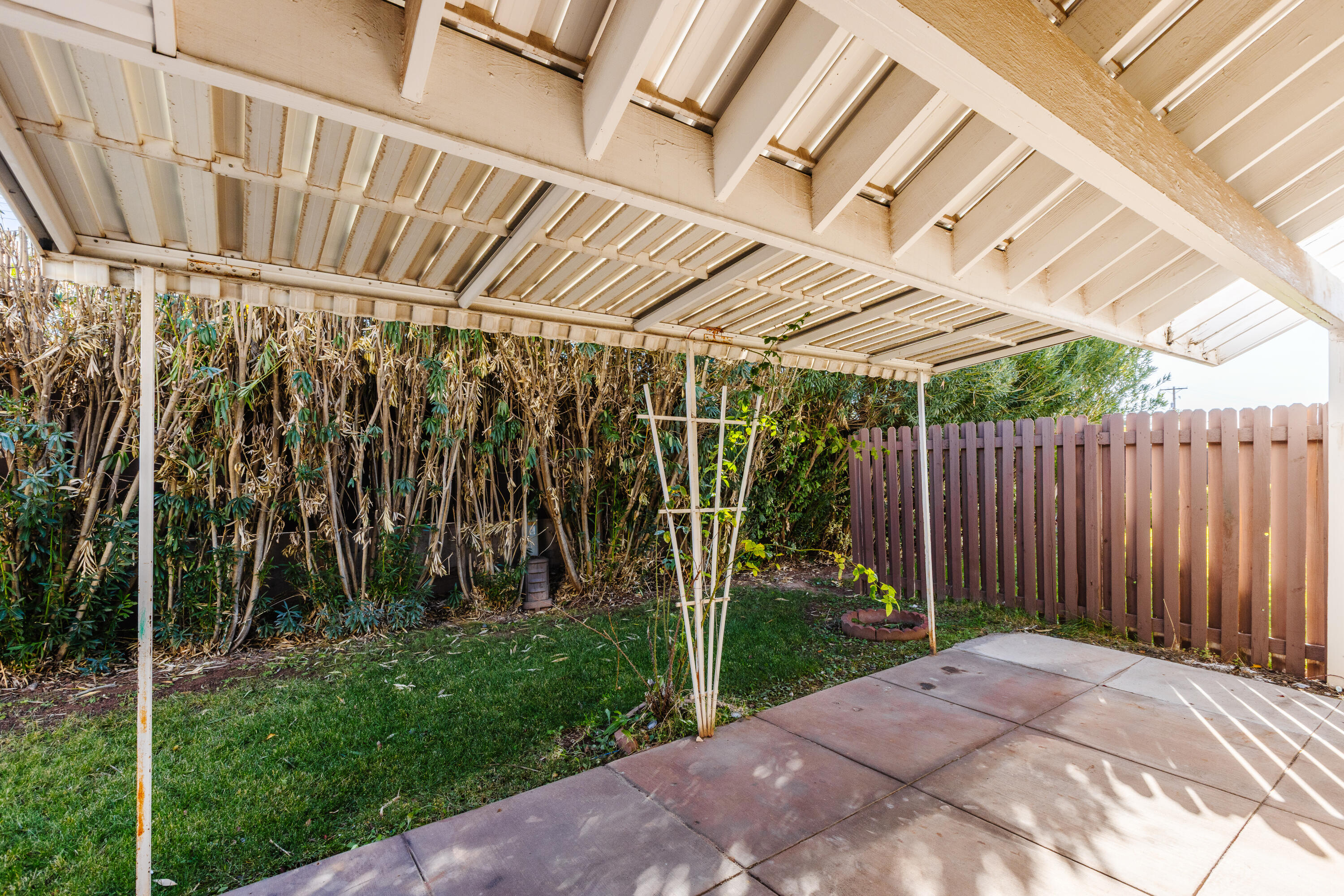 RED CANYON TOWNHOMES - Residential