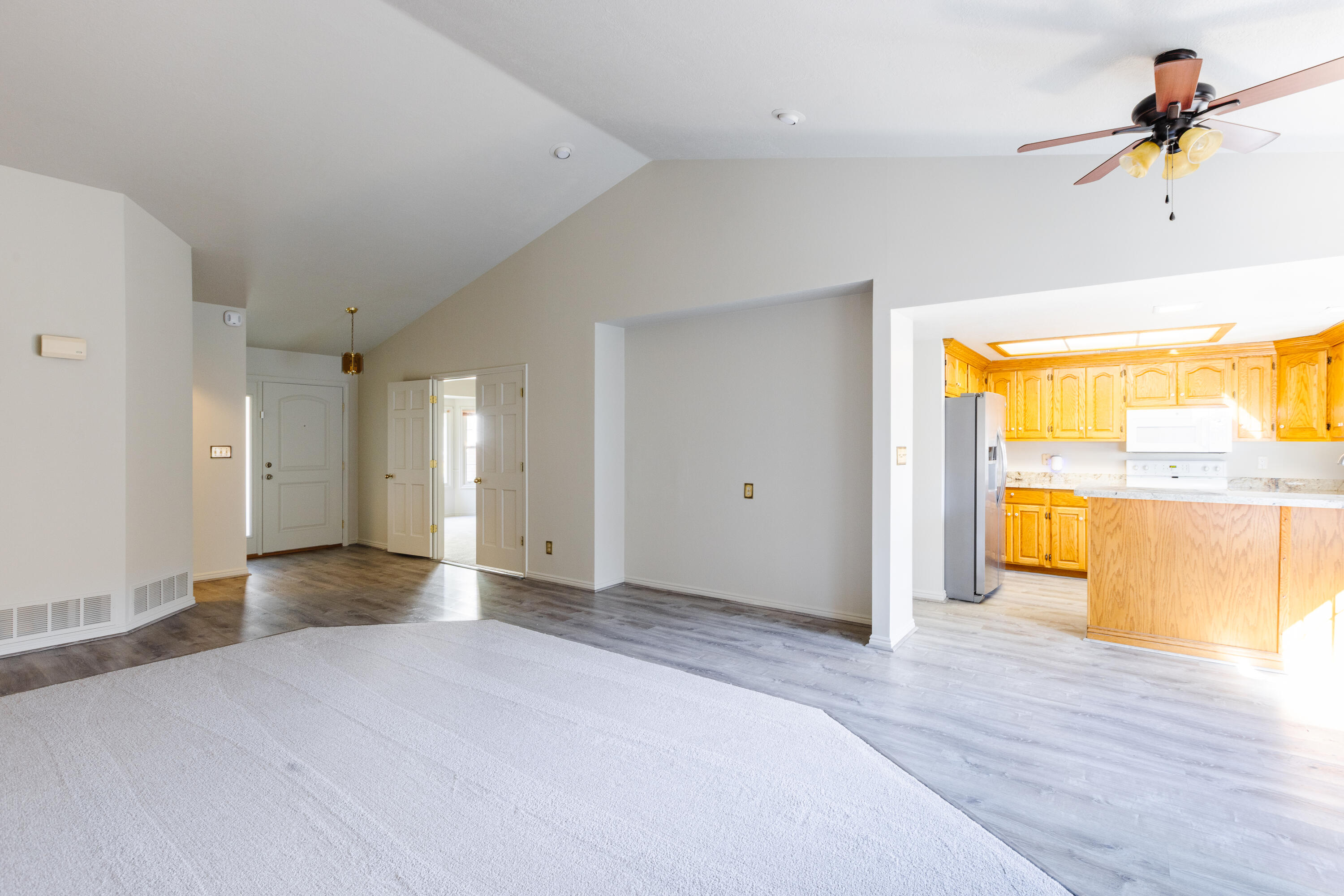 RED CANYON TOWNHOMES - Residential