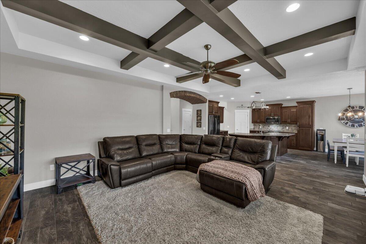 DIXIE SPRINGS - Residential