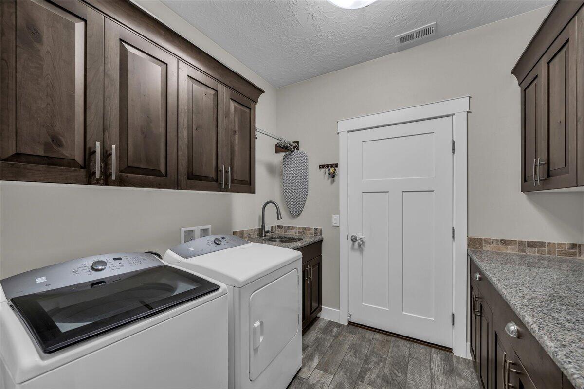 DIXIE SPRINGS - Residential