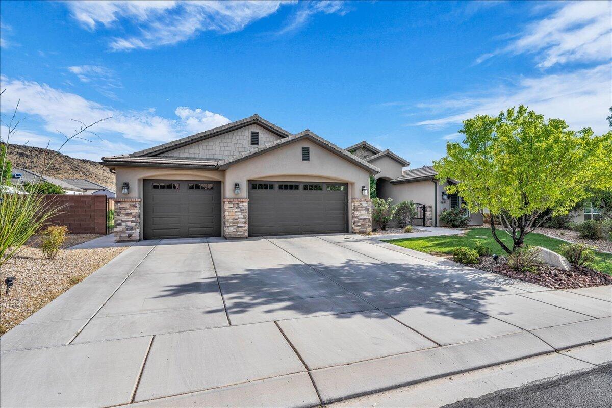 DIXIE SPRINGS - Residential