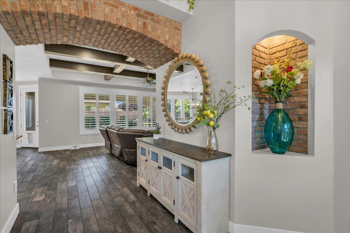 DIXIE SPRINGS - Residential