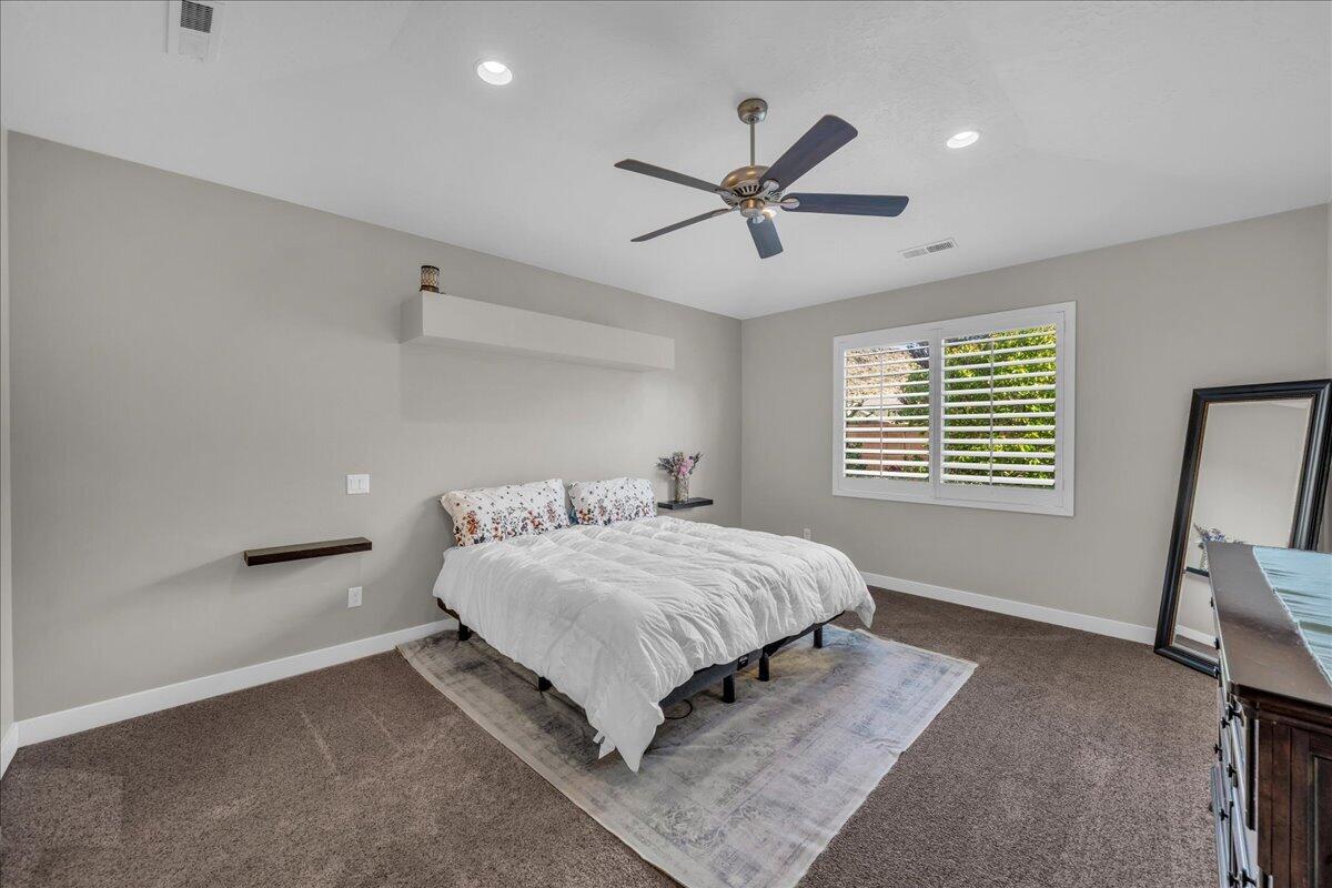 DIXIE SPRINGS - Residential