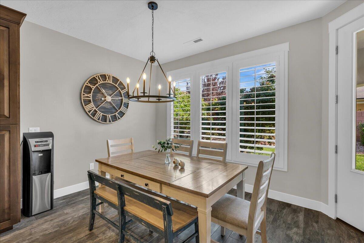 DIXIE SPRINGS - Residential