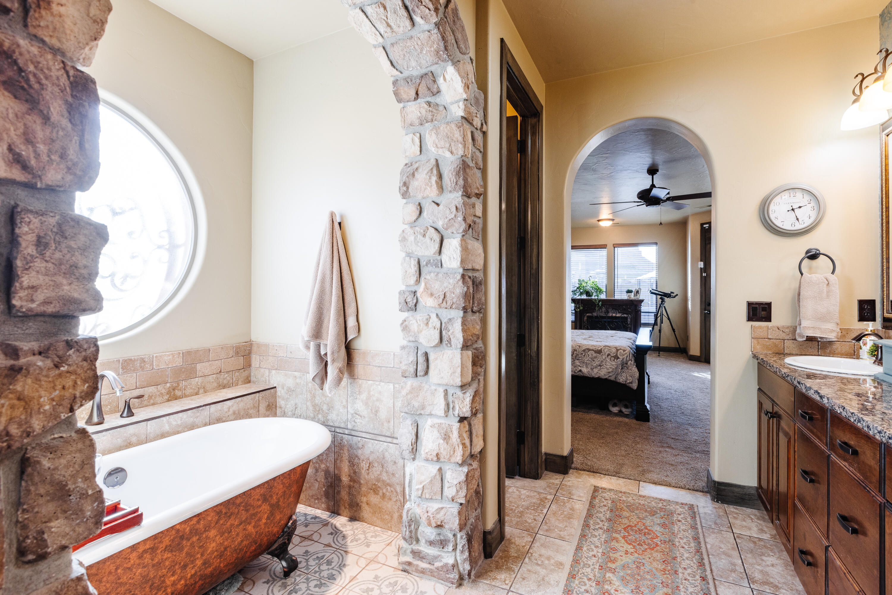 DESERT FIELDS - Residential