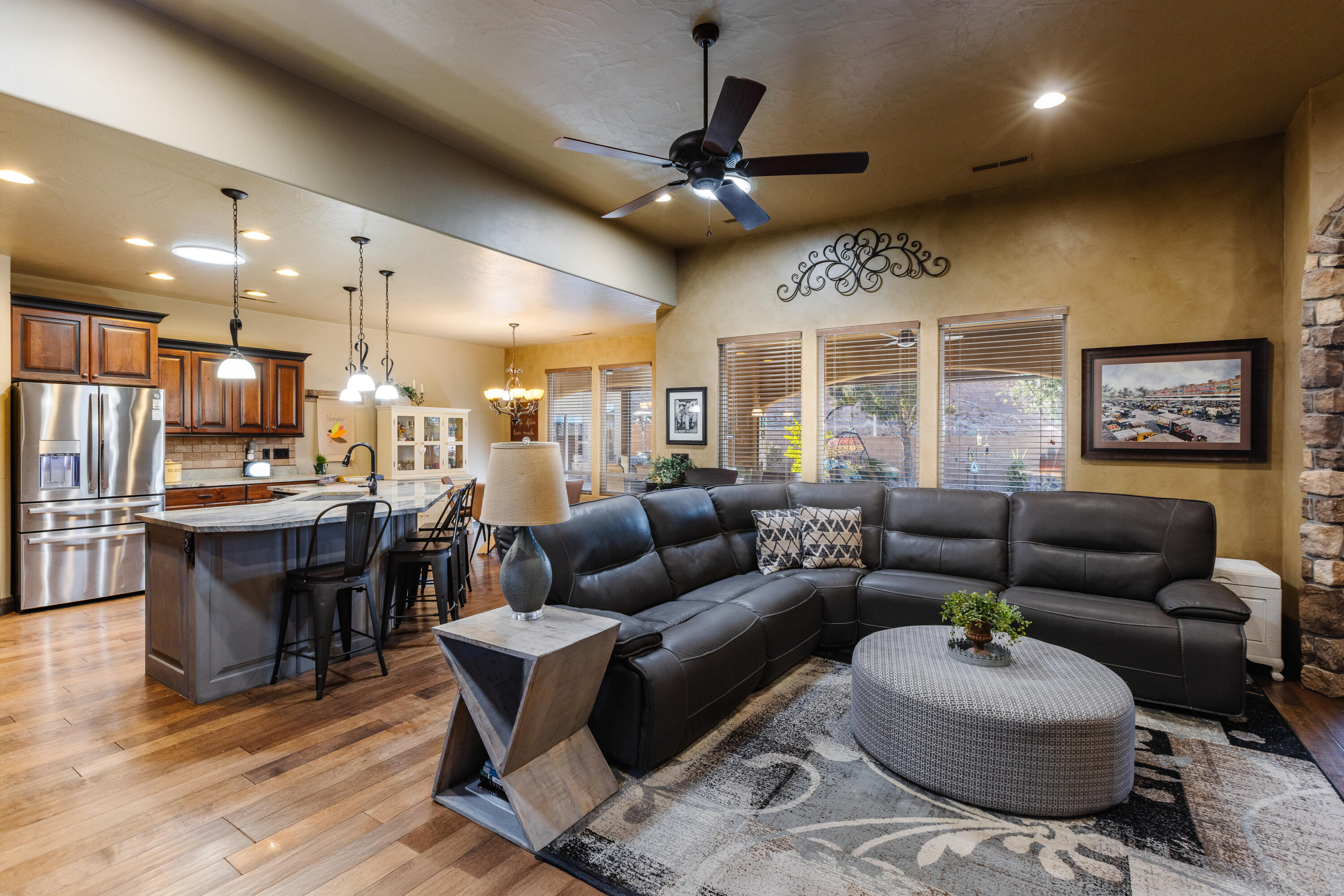 DESERT FIELDS - Residential