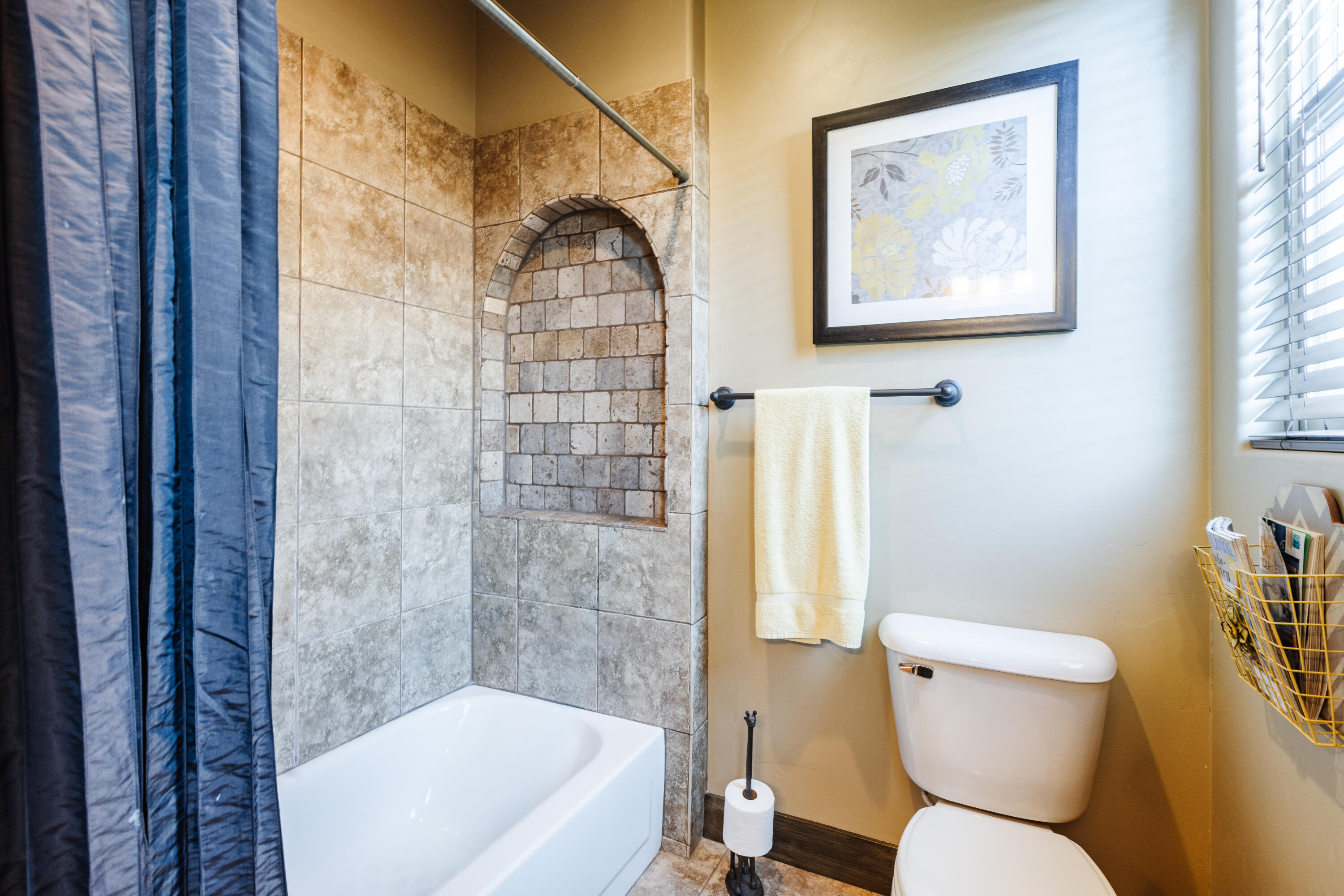 DESERT FIELDS - Residential