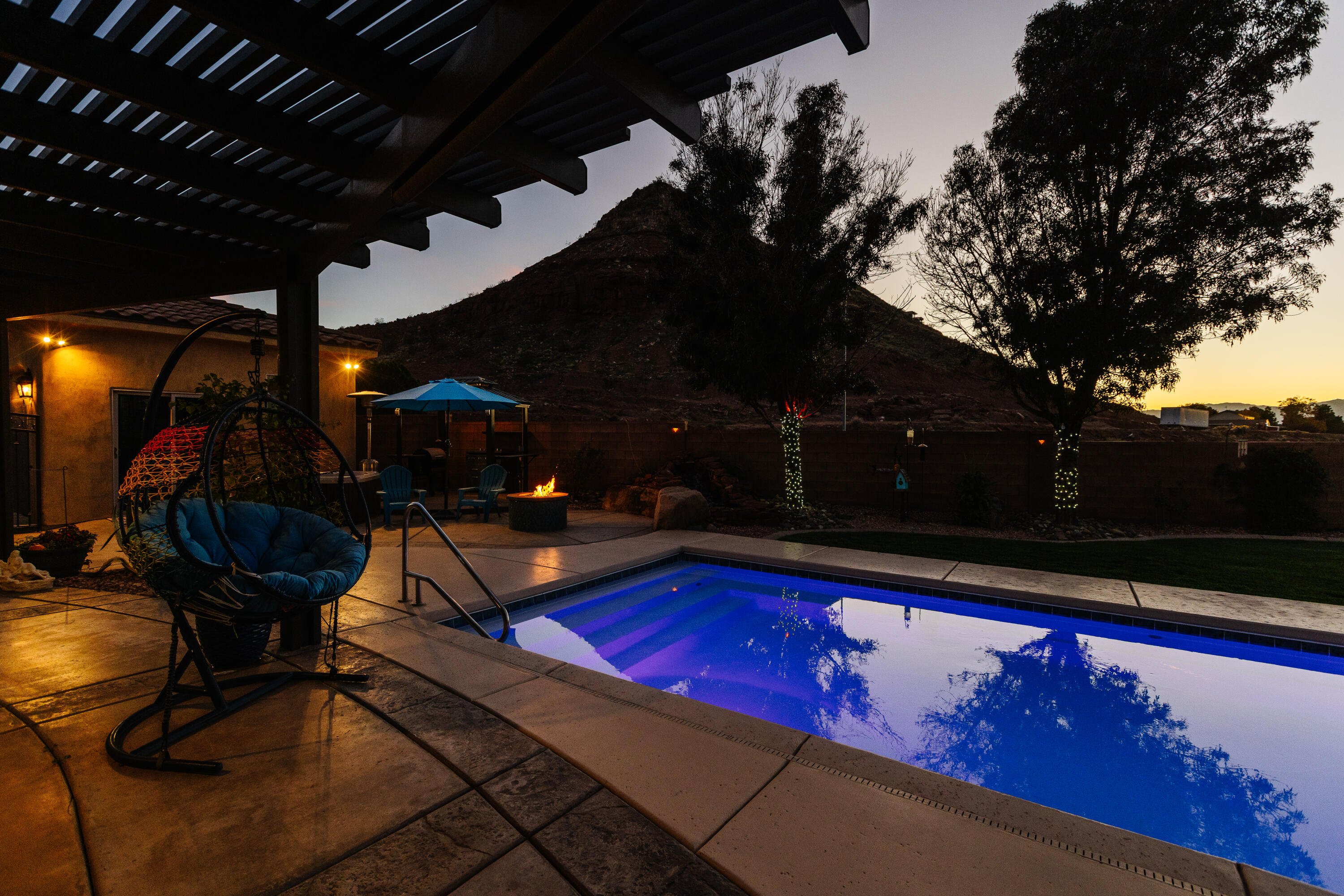 DESERT FIELDS - Residential