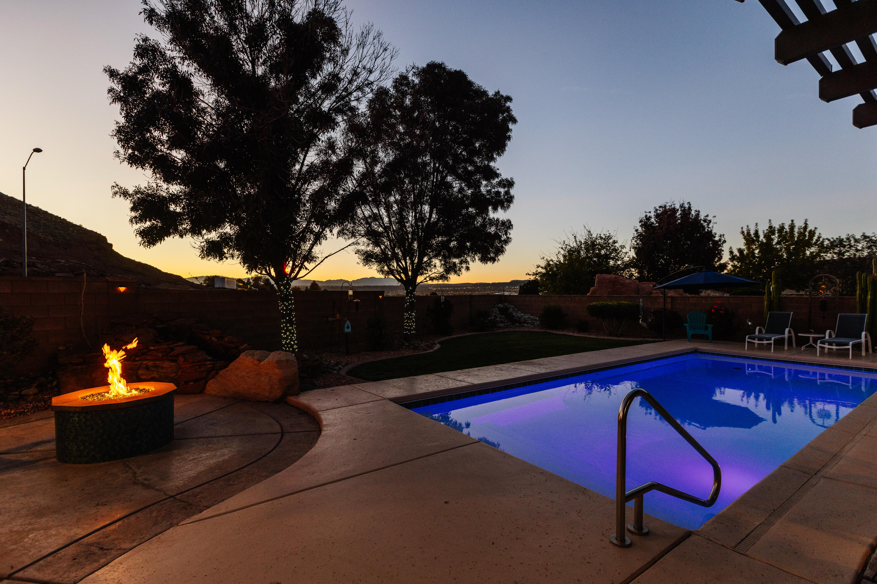 DESERT FIELDS - Residential