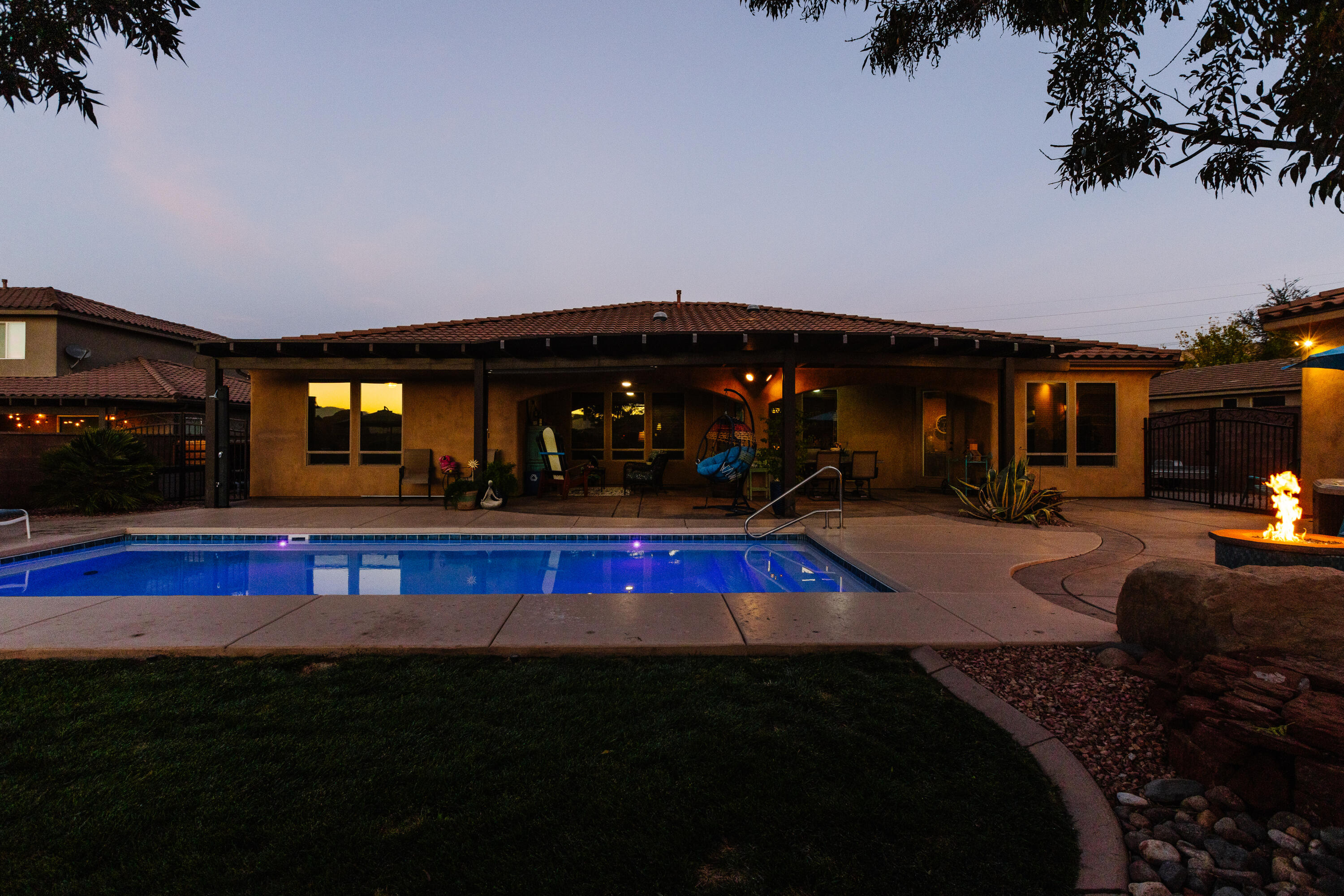 DESERT FIELDS - Residential