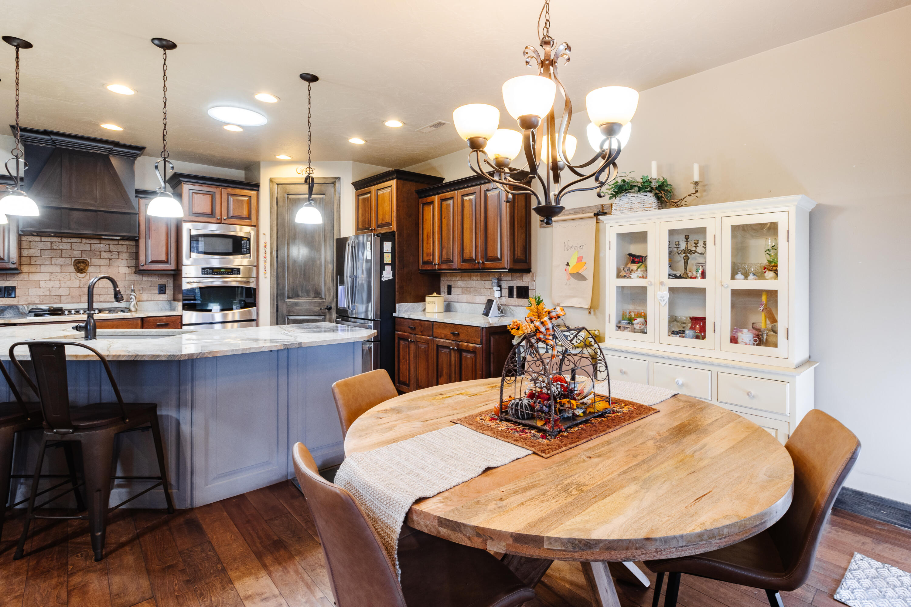 DESERT FIELDS - Residential