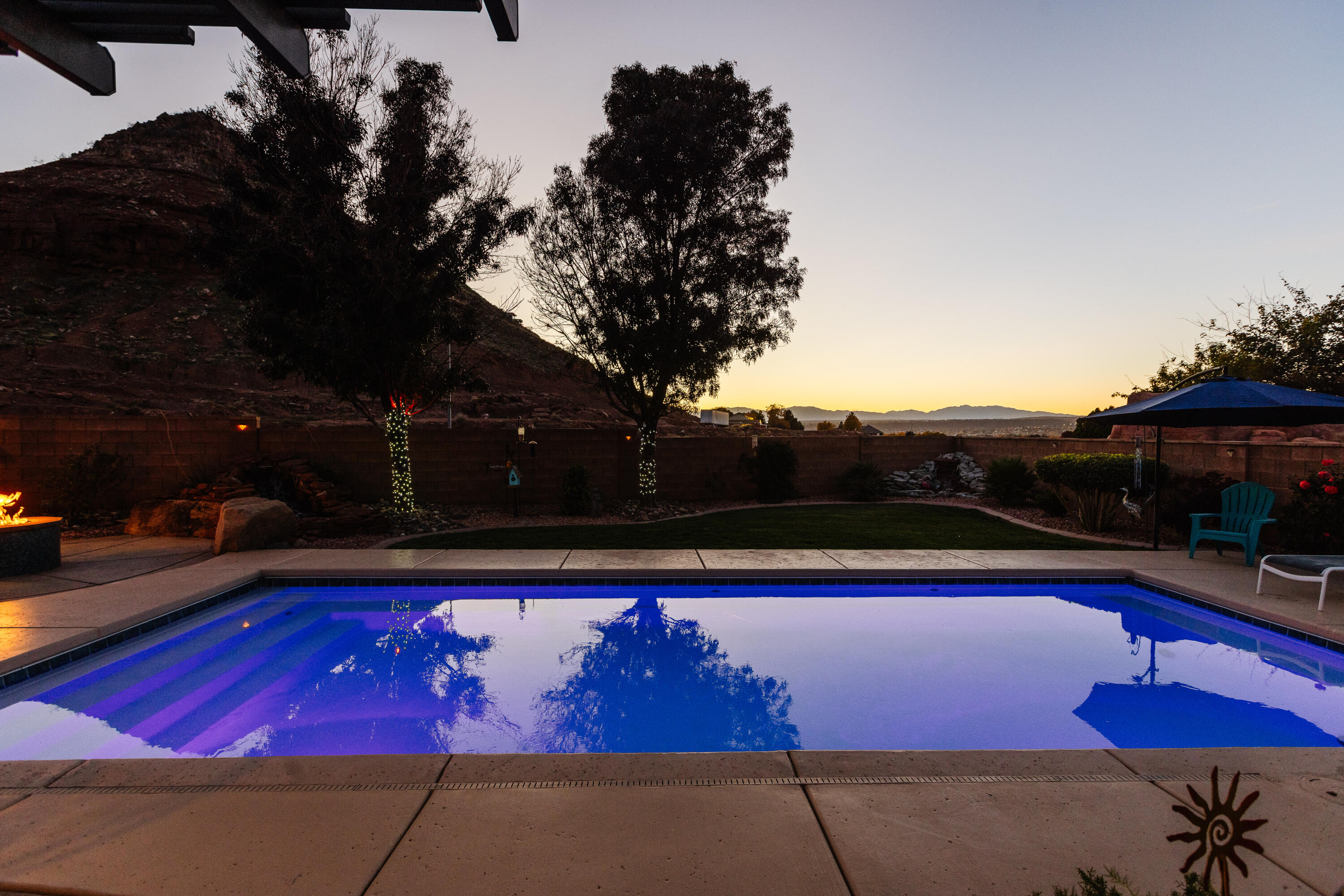 DESERT FIELDS - Residential