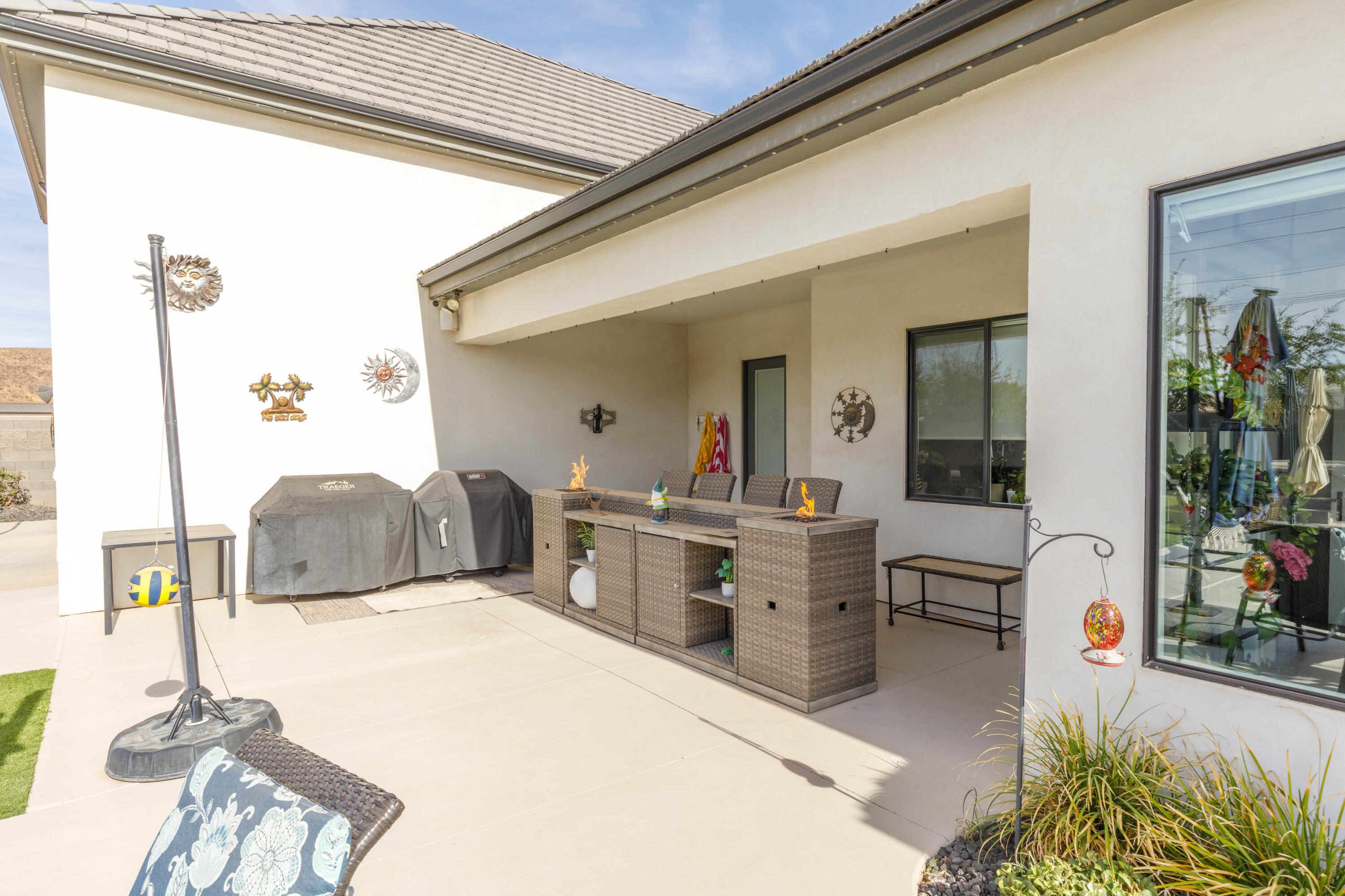 QUEENSRIDGE - Residential