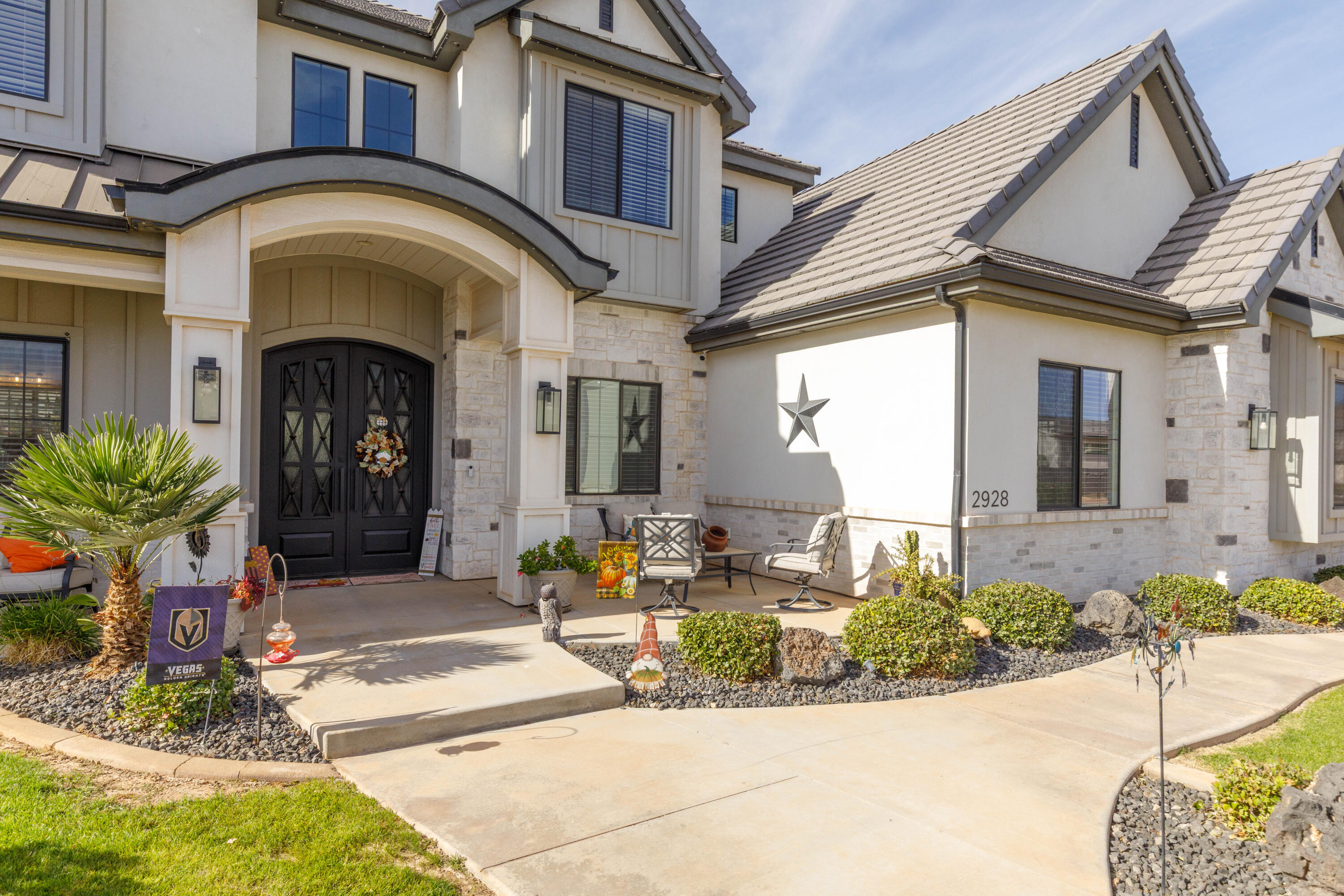 QUEENSRIDGE - Residential