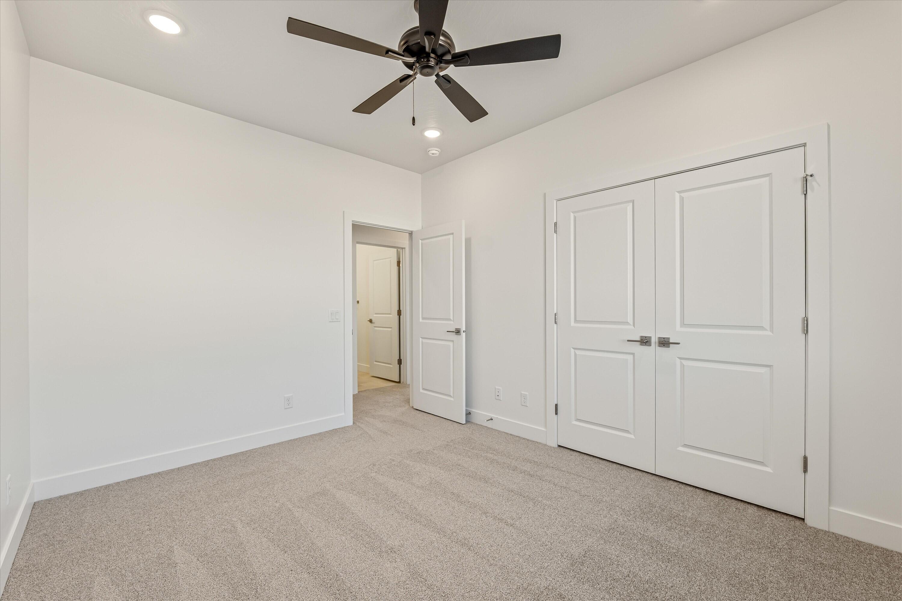 SAGE VILLAS - Residential