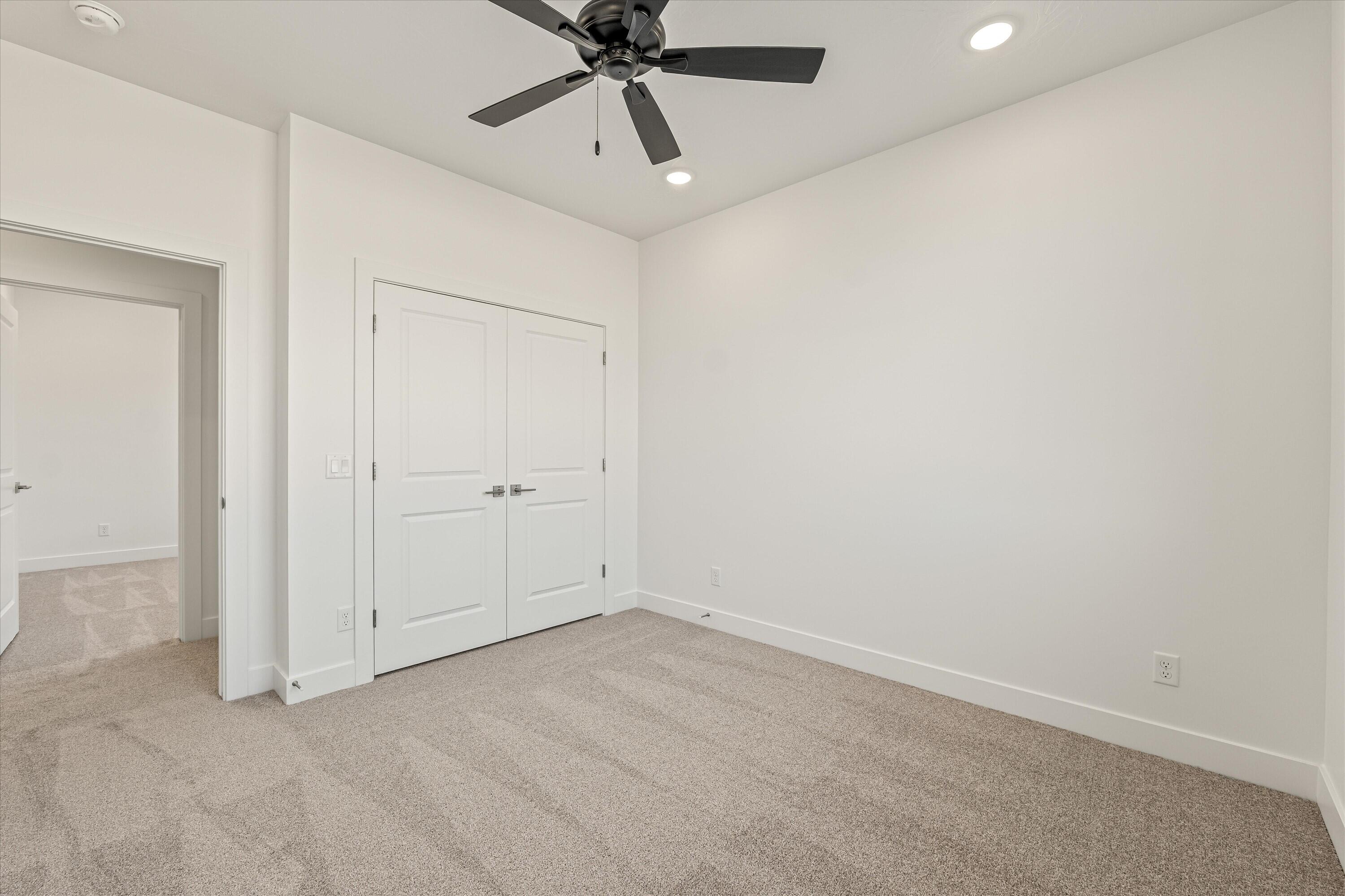 SAGE VILLAS - Residential