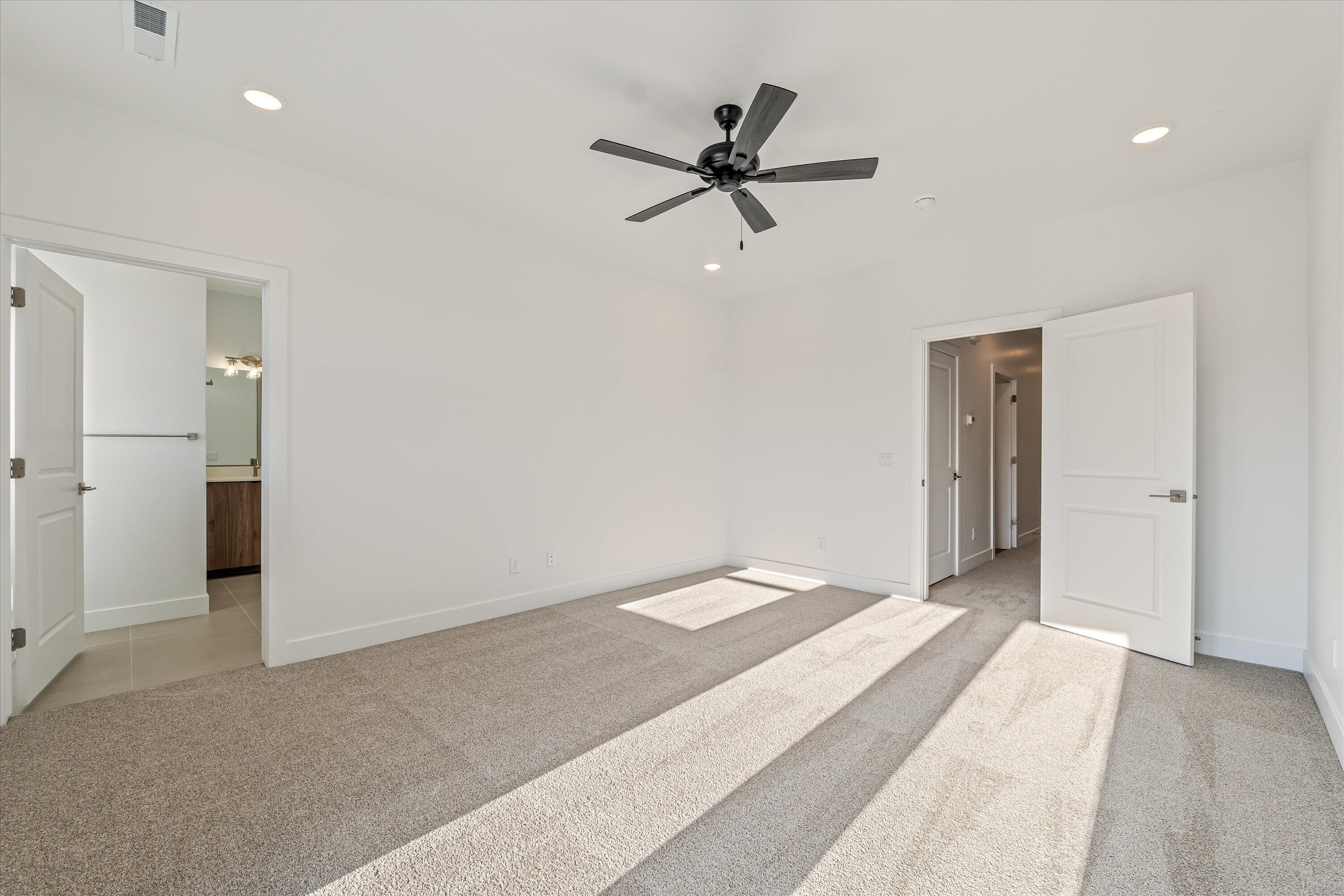 SAGE VILLAS - Residential