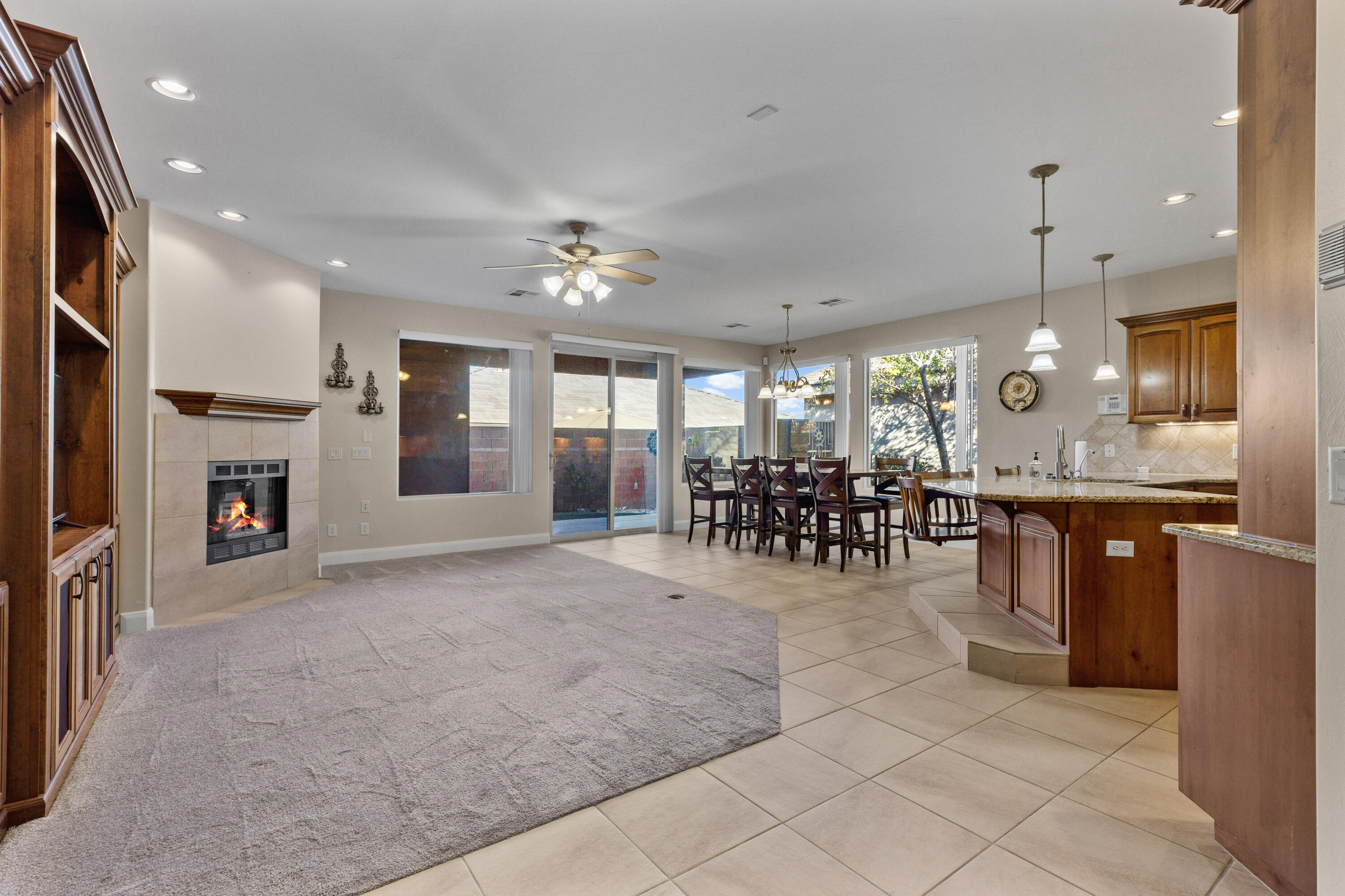 WAILEA FALLS AT STONEBRIDGE - Residential