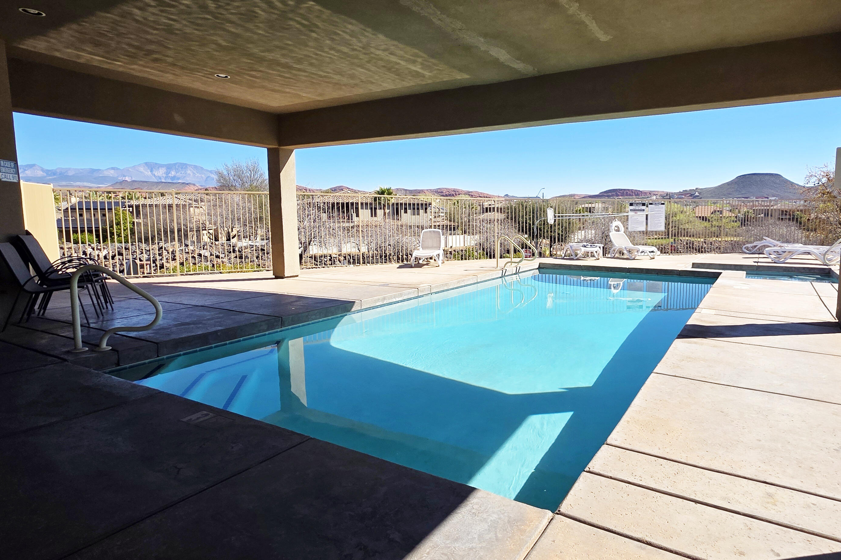 WAILEA FALLS AT STONEBRIDGE - Residential