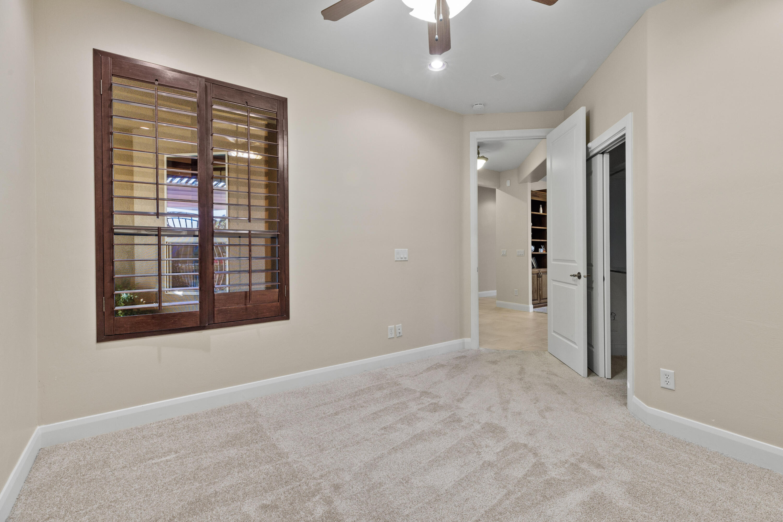 WAILEA FALLS AT STONEBRIDGE - Residential