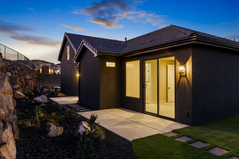Tiny photo for 1023 N Falcon Ridge View, Hurricane, UT 84737 (MLS # 26-273429)
