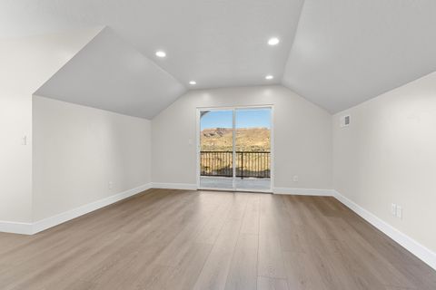 Tiny photo for 1023 N Falcon Ridge View, Hurricane, UT 84737 (MLS # 26-273429)