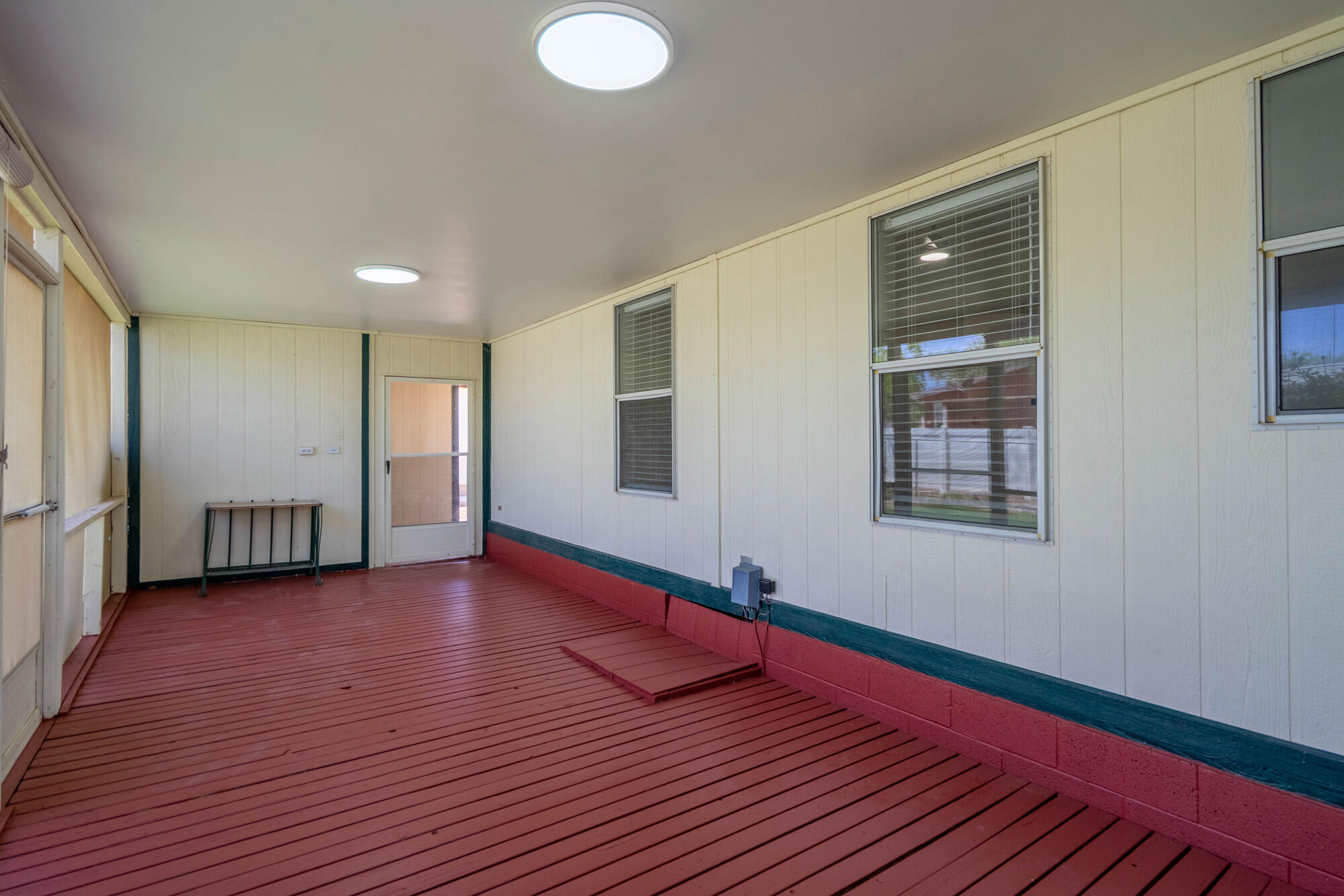 LAVA BLUFF MOBILE HOME PARK - Residential