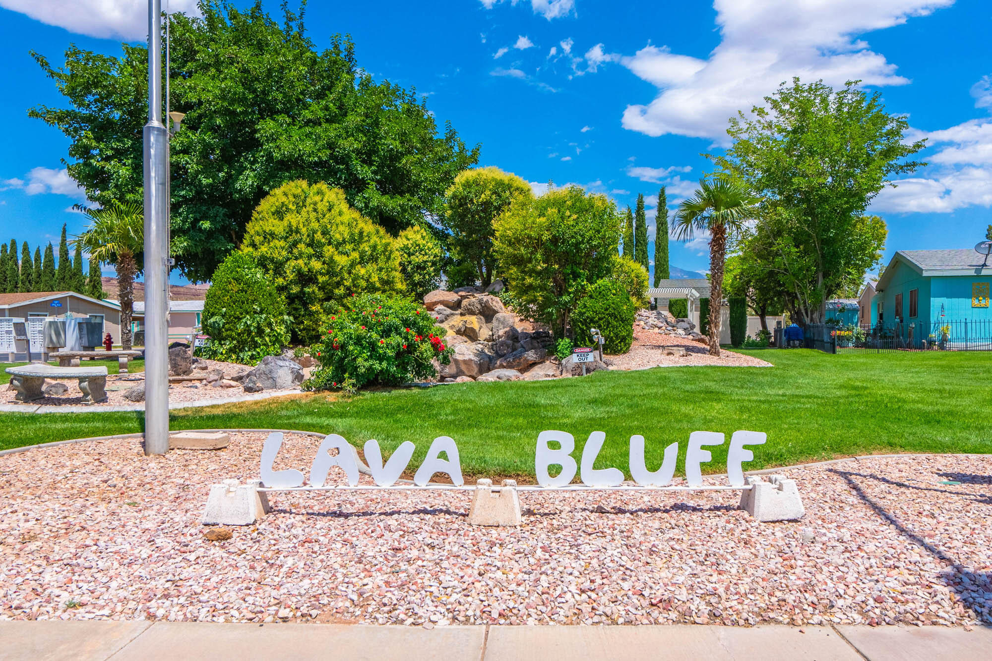 LAVA BLUFF MOBILE HOME PARK - Residential