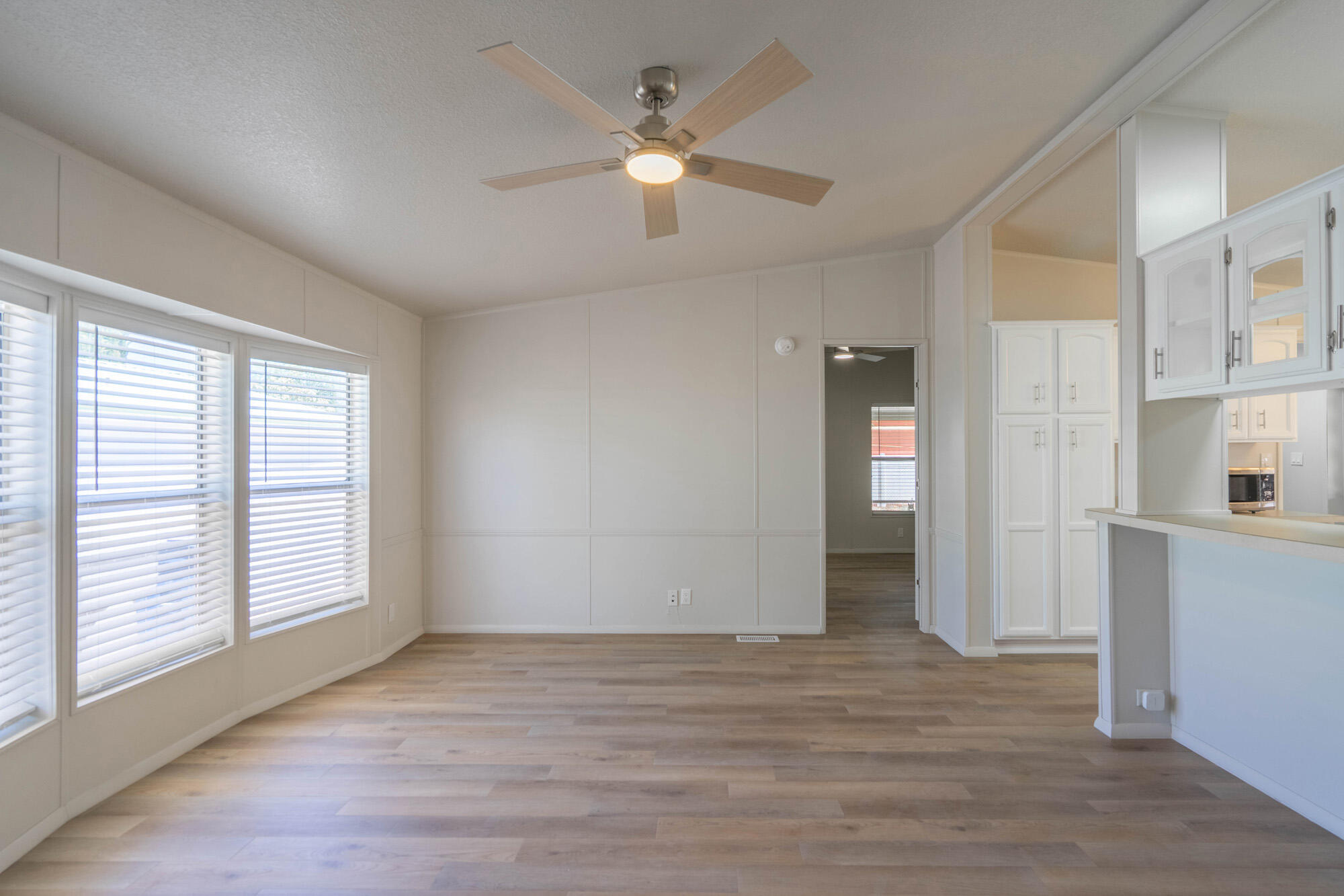 LAVA BLUFF MOBILE HOME PARK - Residential