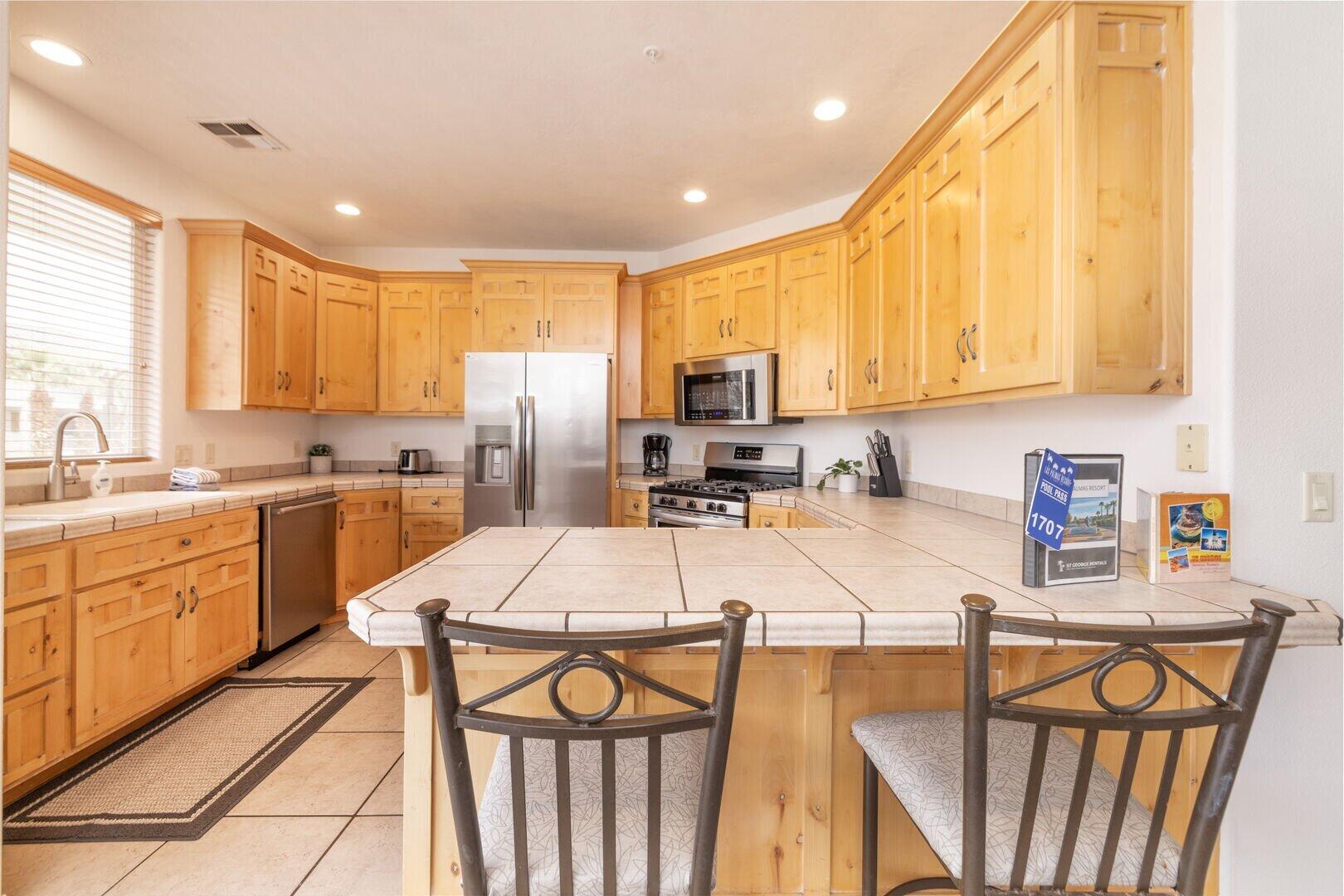 LAS PALMAS RESORT CONDOS - Residential