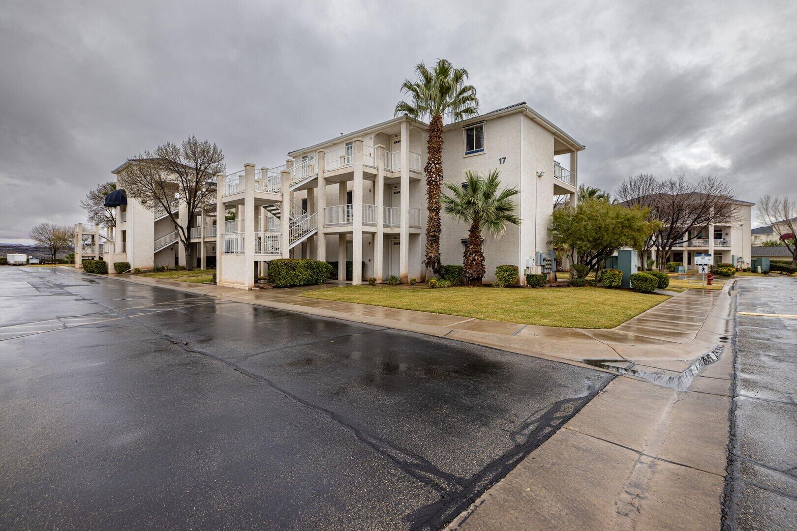 LAS PALMAS RESORT CONDOS - Residential