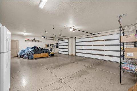 Tiny photo for 3636 S 2910 E, Saint George, UT 84790 (MLS # 26-271271)