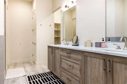 Tiny photo for 899 W Bronze Plateau DR 10 #10, Saint George, UT 84790 (MLS # 26-275169)