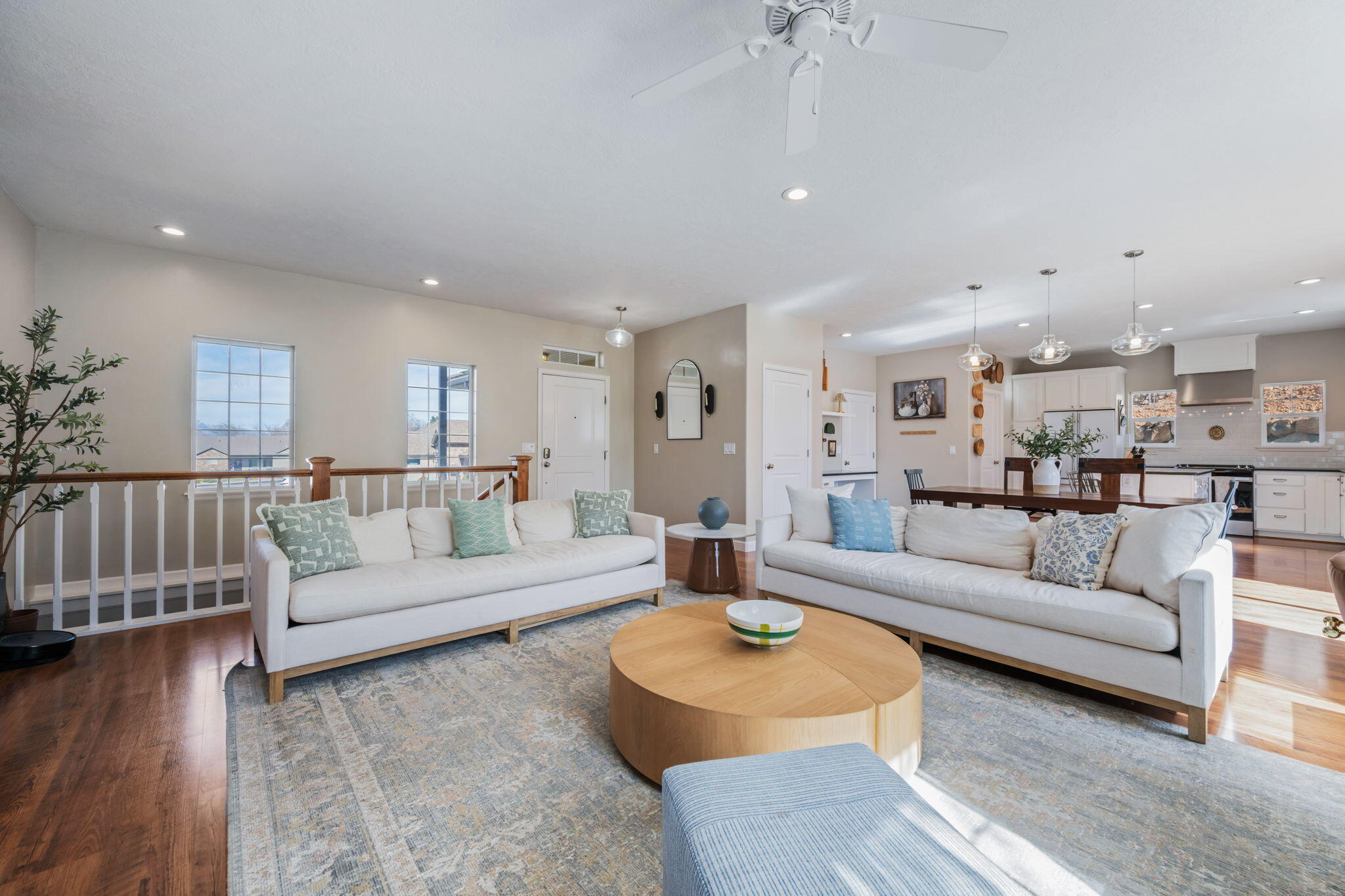 CLIFF SHADOW - Residential