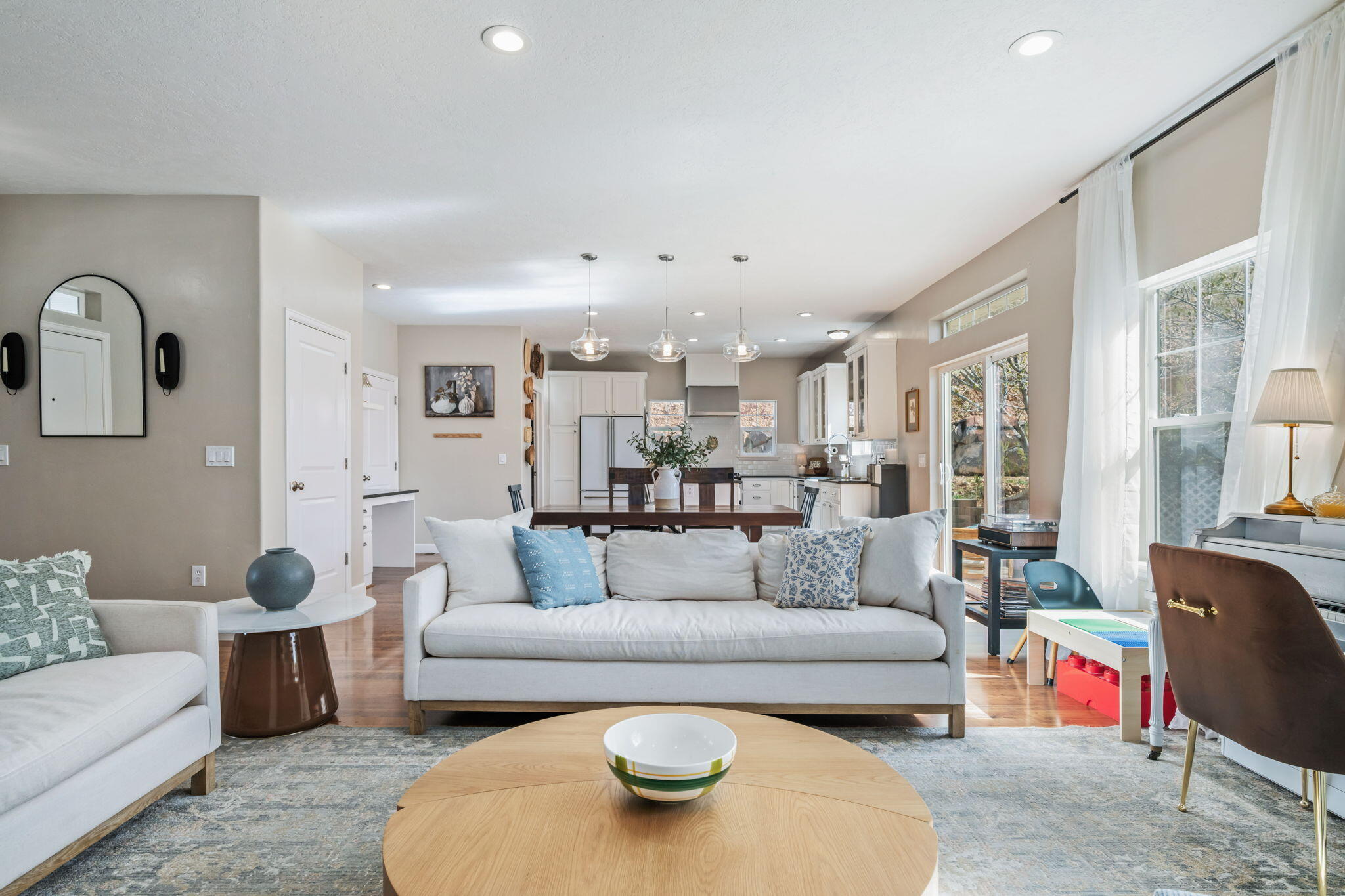 CLIFF SHADOW - Residential