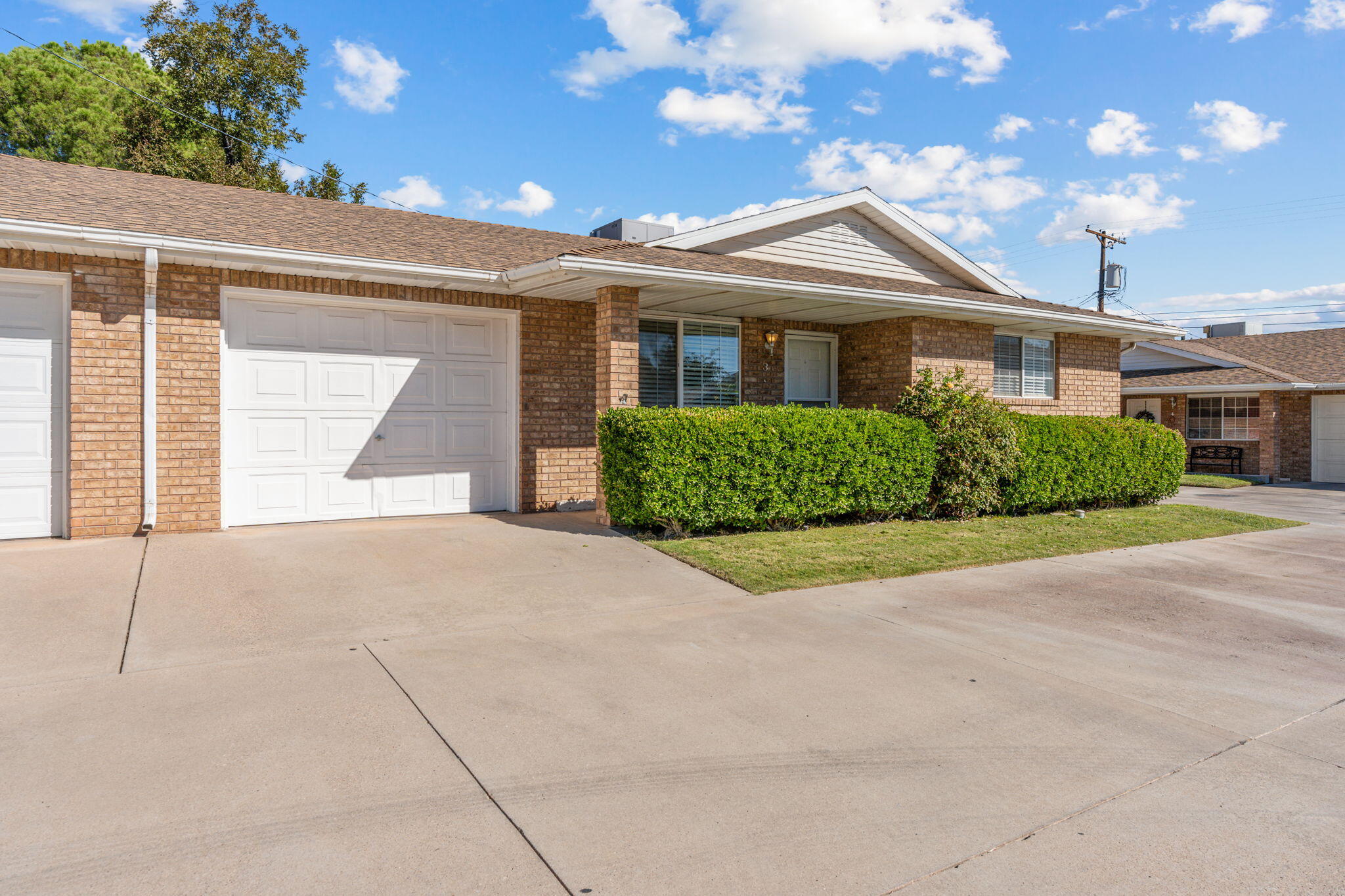ROYAL VILLAGE TOWNHOMES - Residential