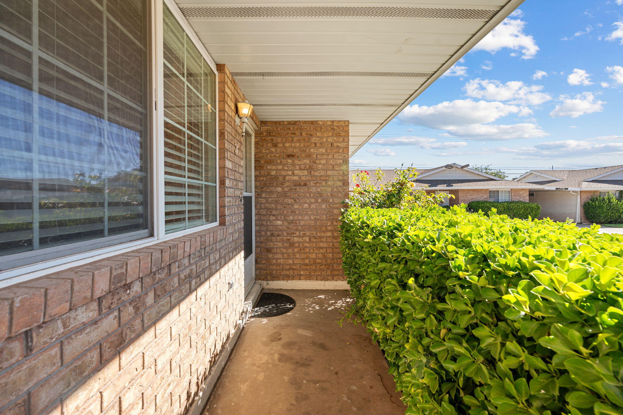 ROYAL VILLAGE TOWNHOMES - Residential