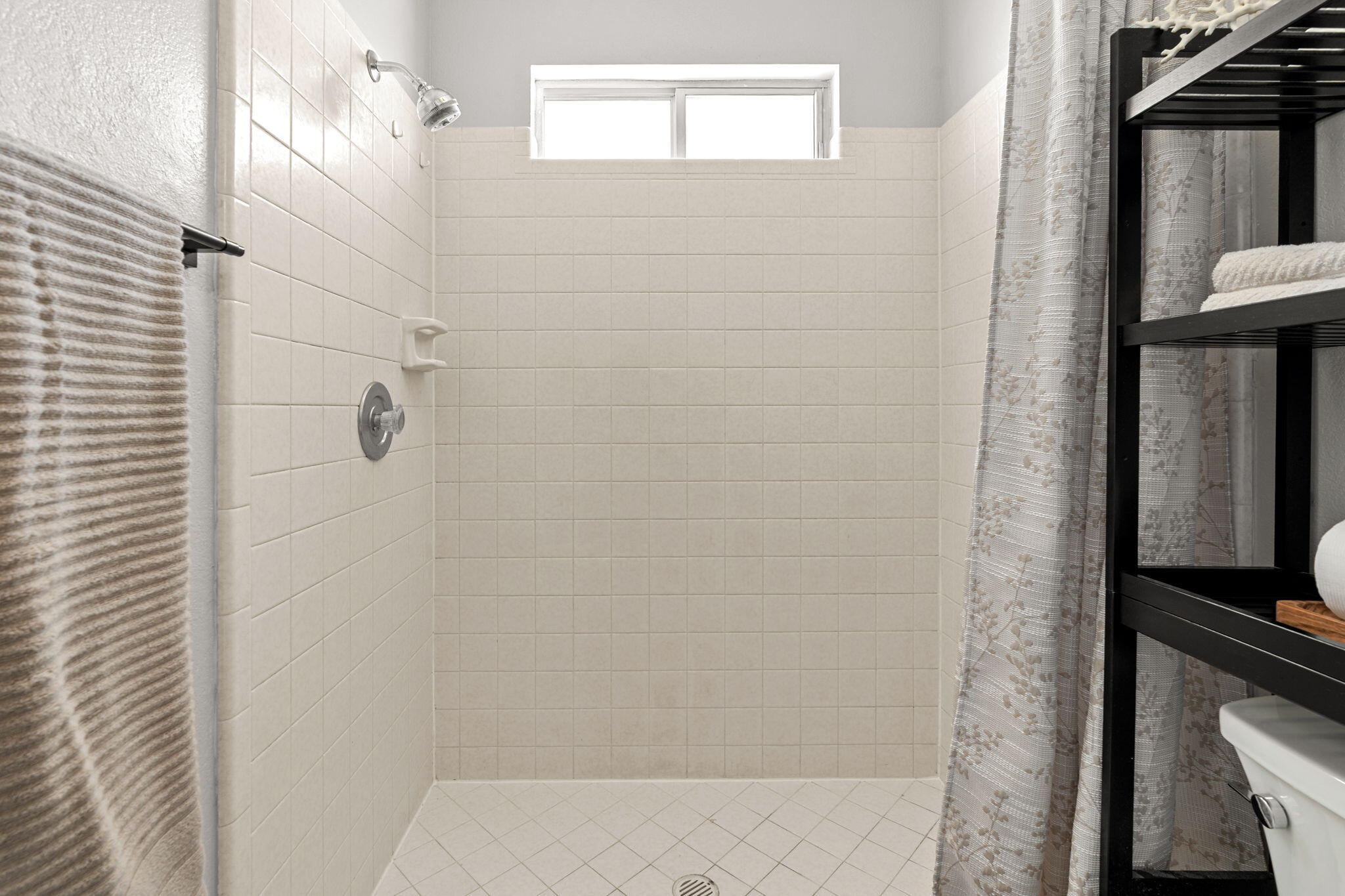 ROYAL VILLAGE TOWNHOMES - Residential