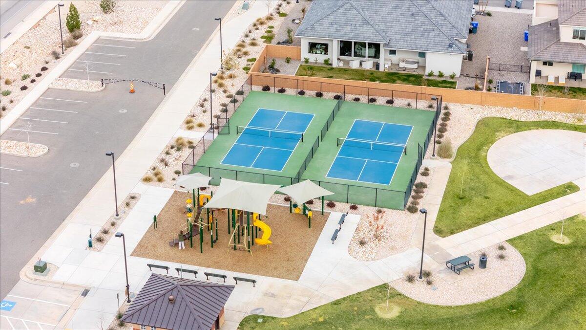 RED TRAILS SUNRISE VALLEY - Residential