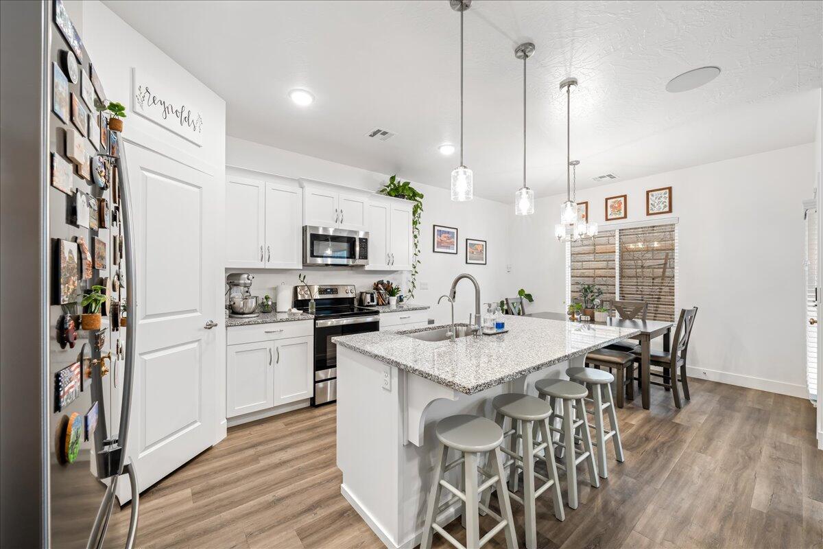 RED TRAILS SUNRISE VALLEY - Residential