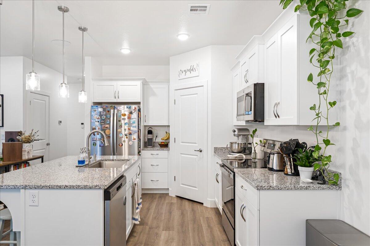 RED TRAILS SUNRISE VALLEY - Residential