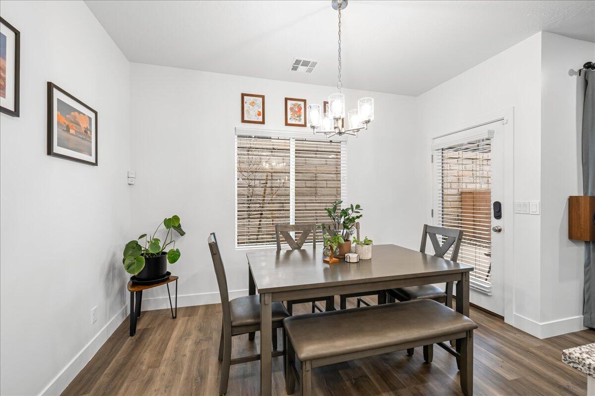 RED TRAILS SUNRISE VALLEY - Residential