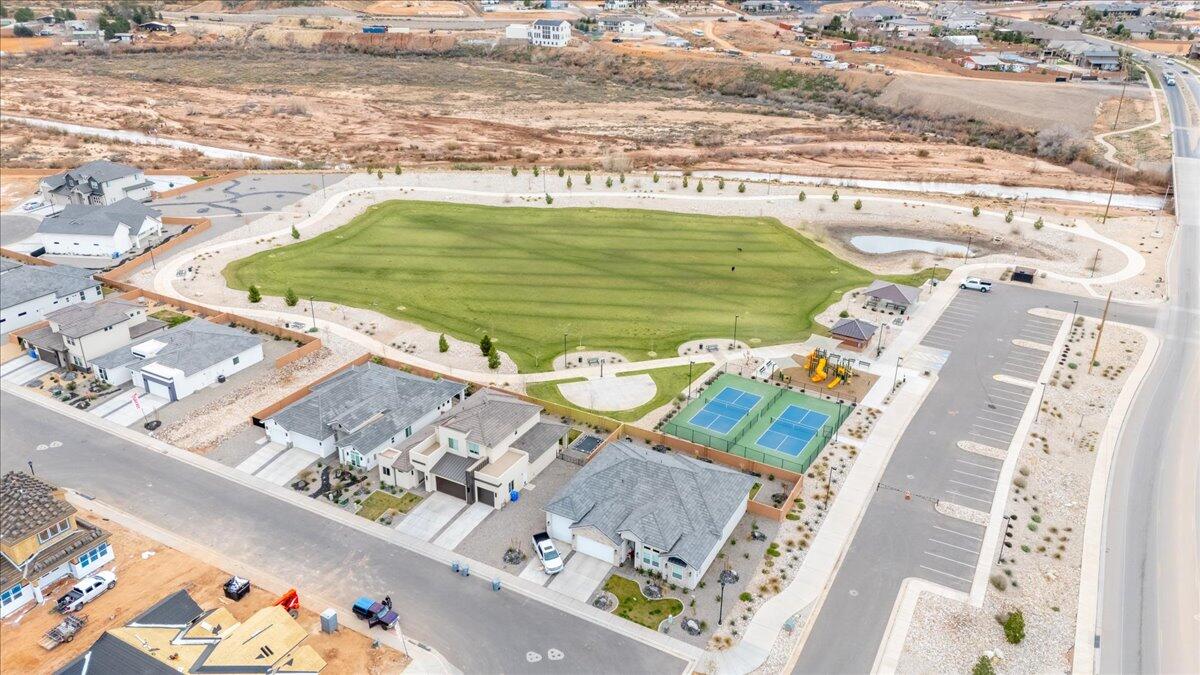 RED TRAILS SUNRISE VALLEY - Residential