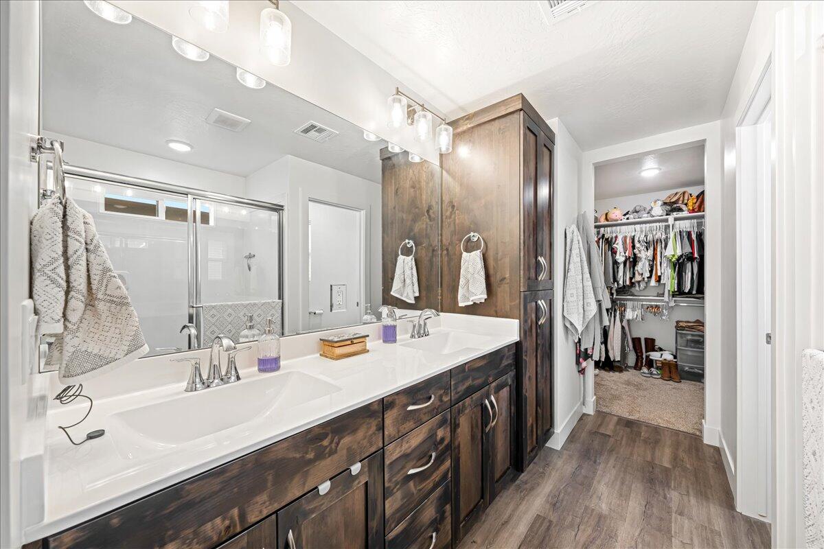 RED TRAILS SUNRISE VALLEY - Residential