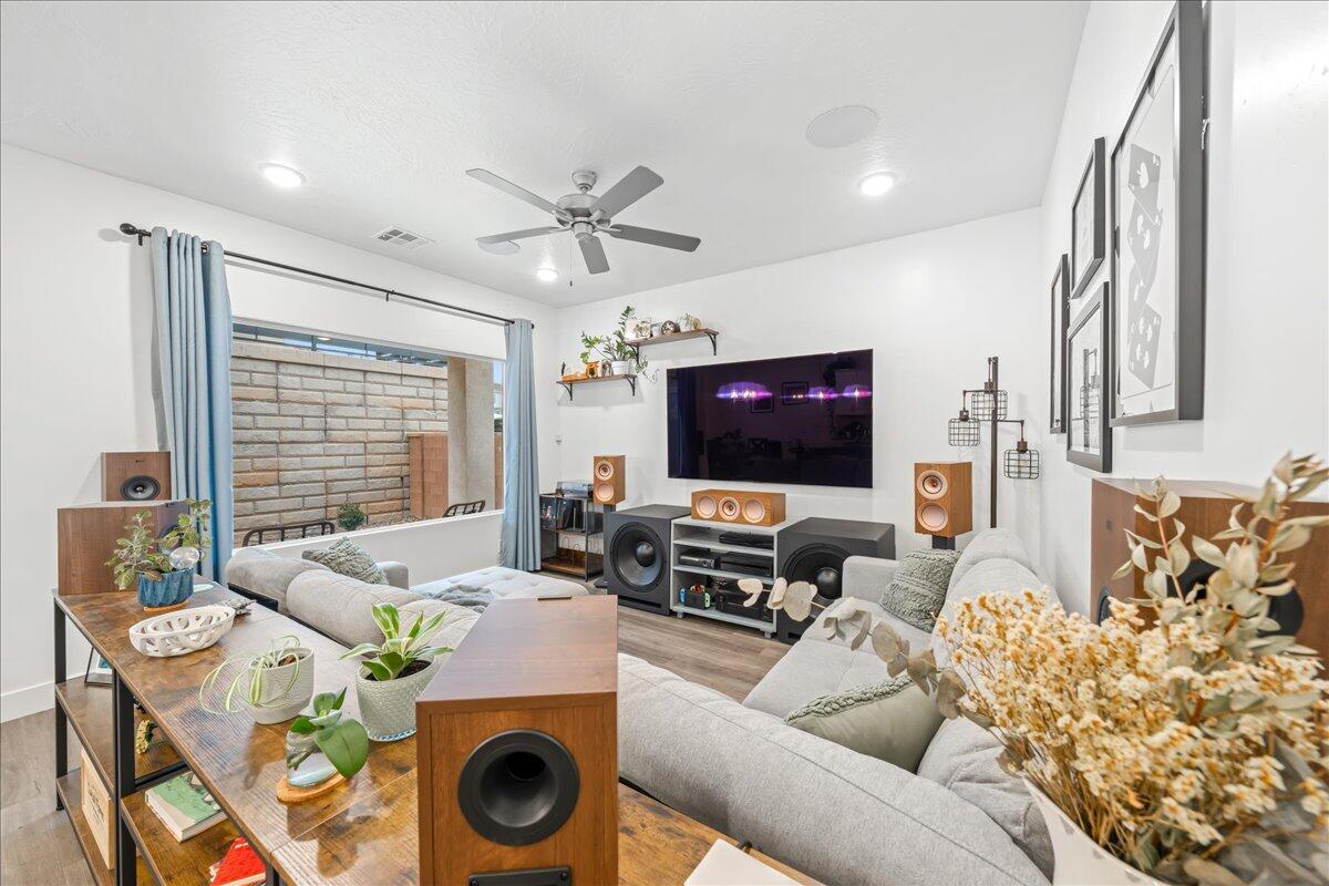 RED TRAILS SUNRISE VALLEY - Residential