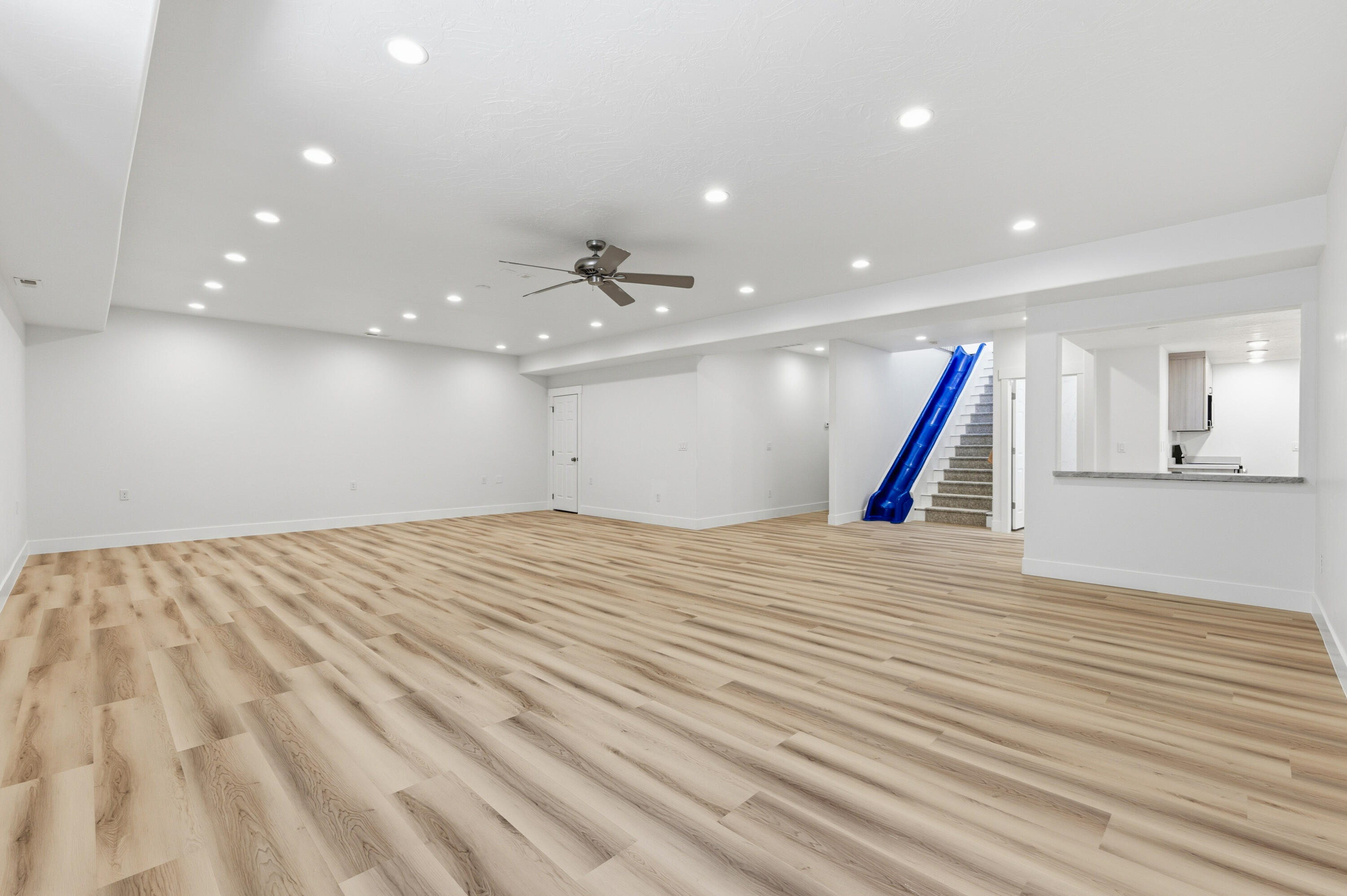 DIAMOND VALLEY ACRES - Residential