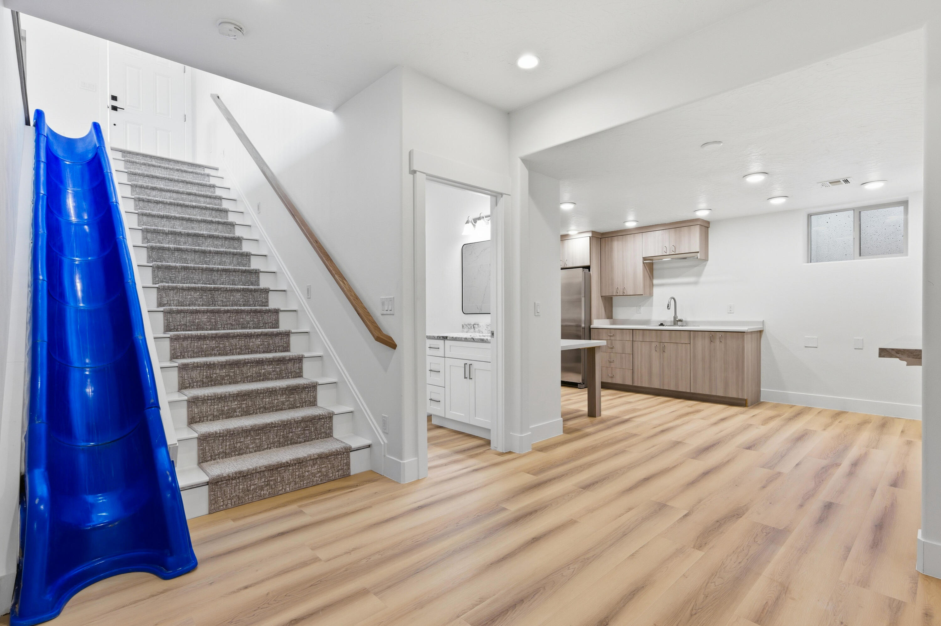 DIAMOND VALLEY ACRES - Residential