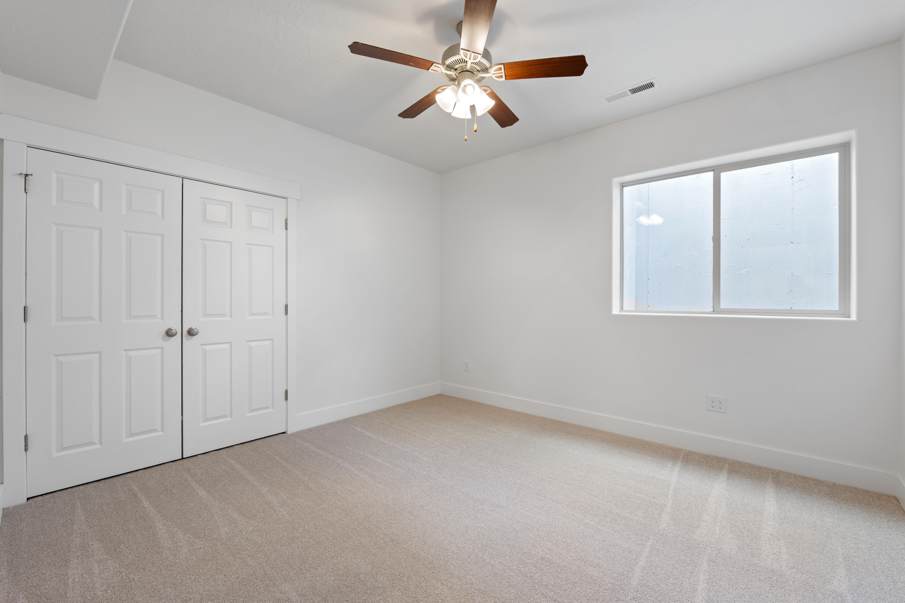 DIAMOND VALLEY ACRES - Residential