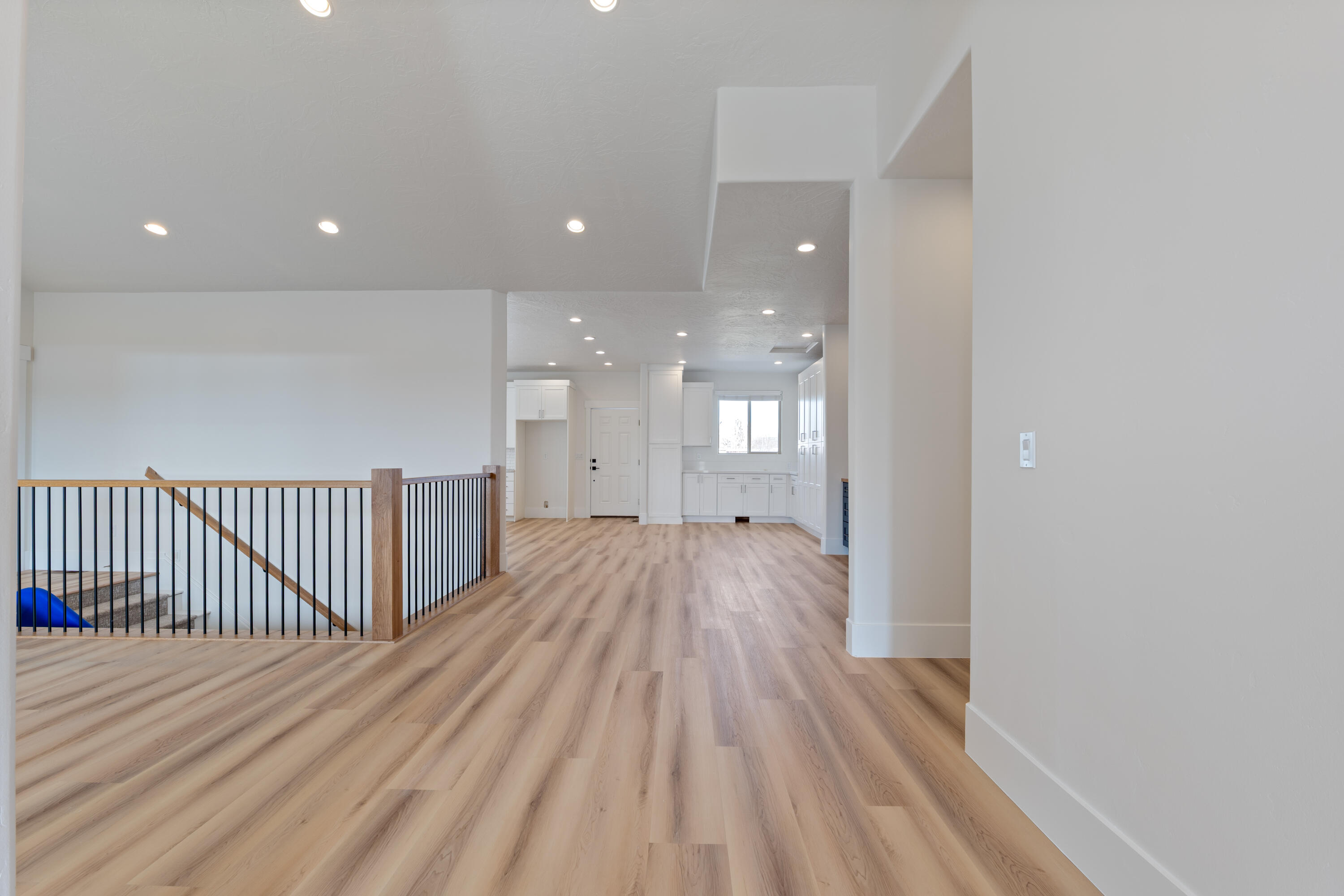 DIAMOND VALLEY ACRES - Residential