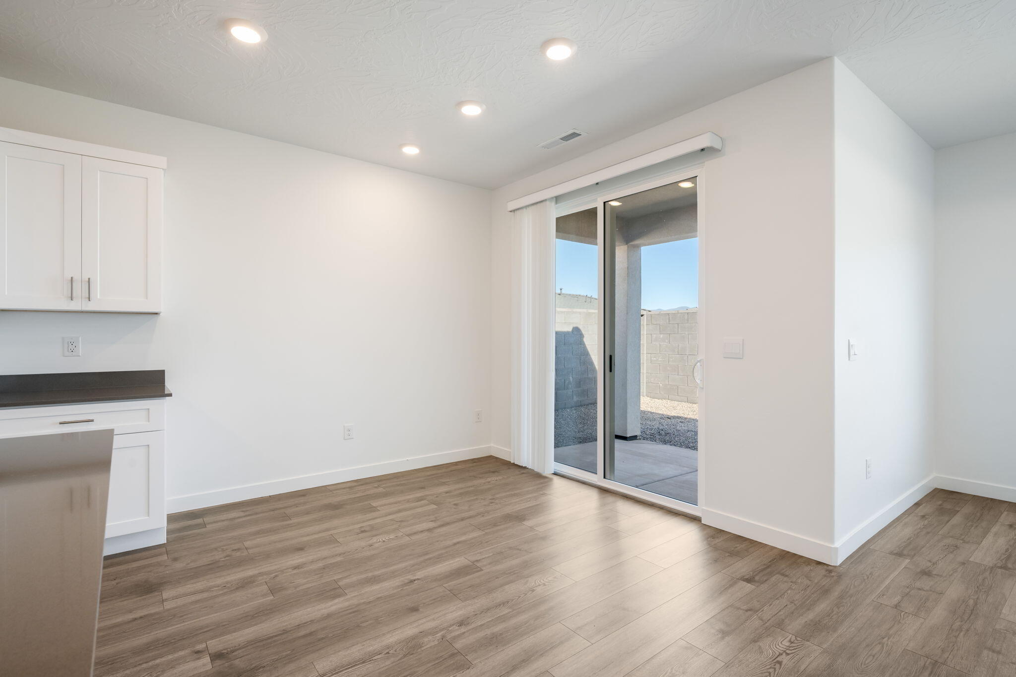 STANDING ROCK EAST AT LONG VALLEY - Residential